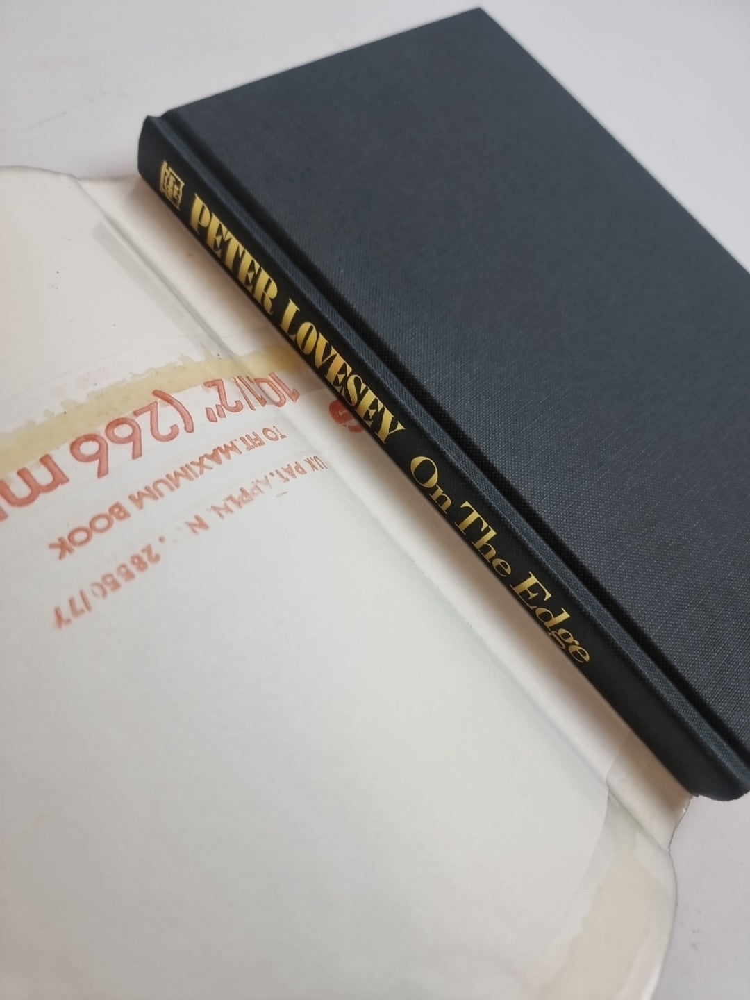 On the Edge, Lovesey, Peter Signed 1st edition New Free Delivery