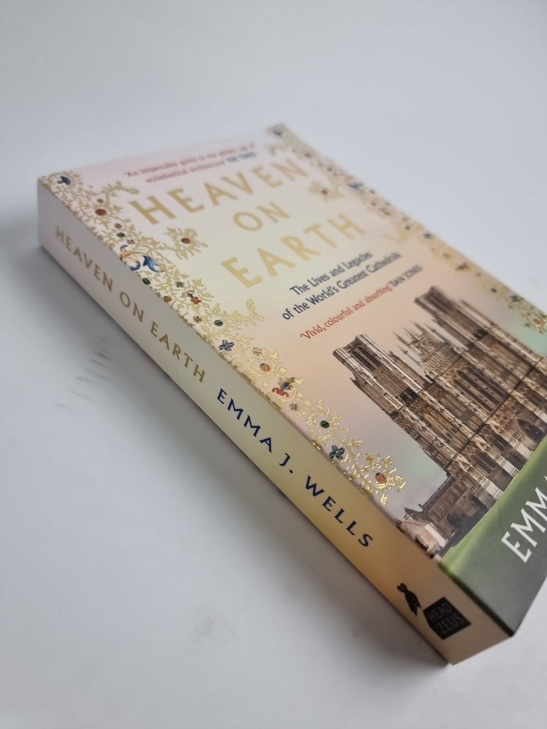 Heaven on Earth: The Lives and Legac..., Wells, Emma J.