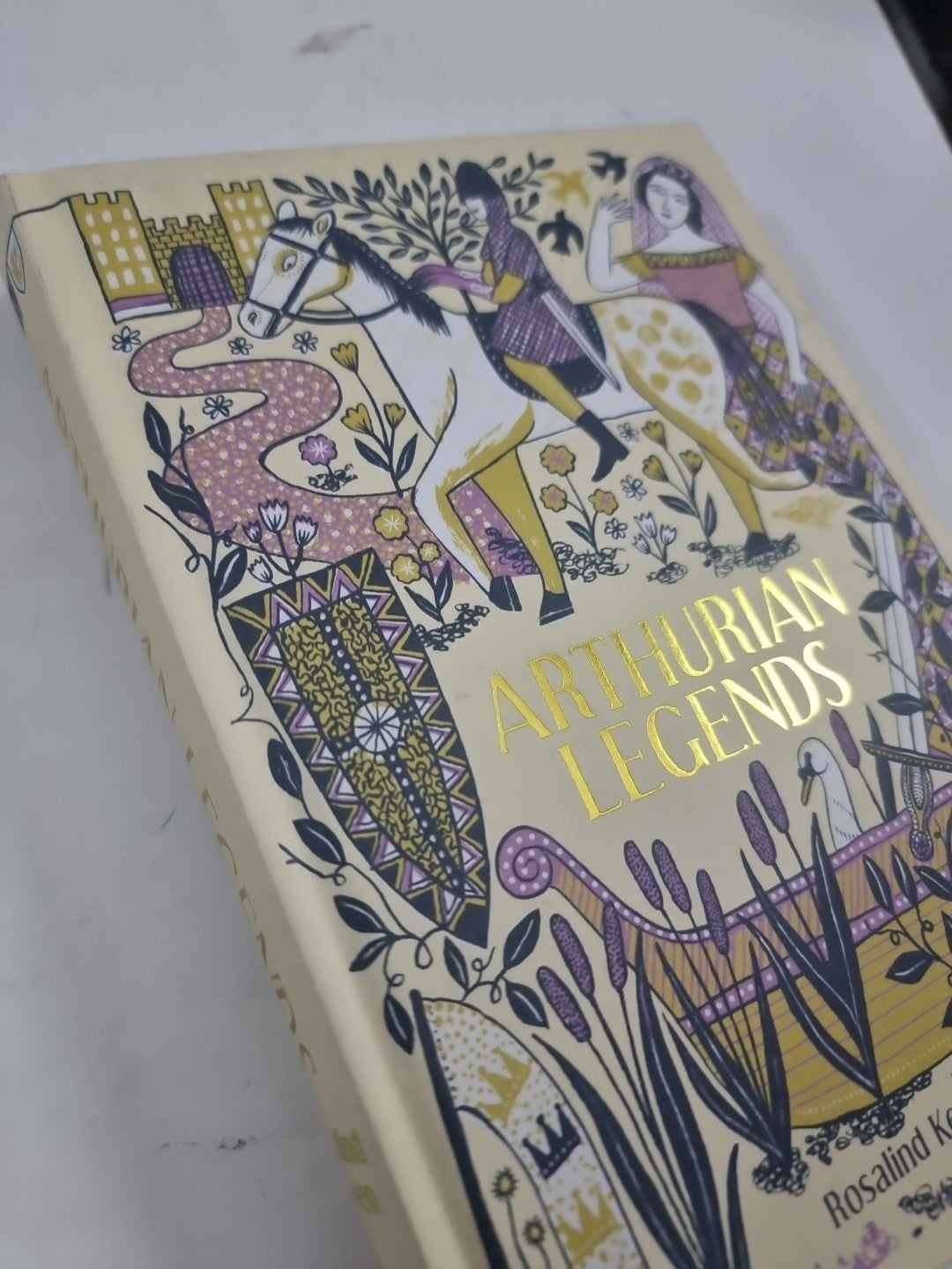 Arthurian Legends by Rosalind Kerven