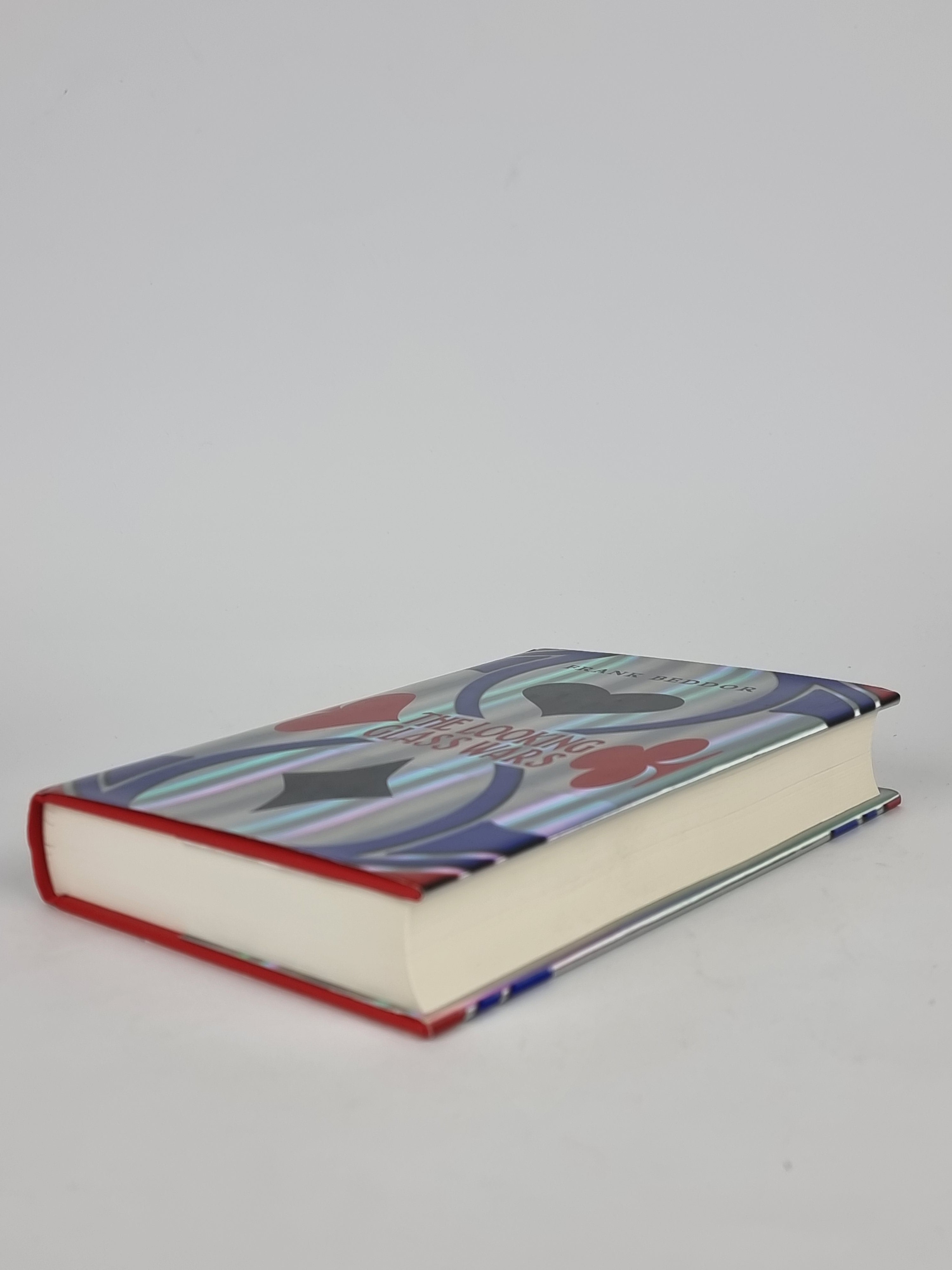 The Looking Glass Wars, Frank Beddor — 1st Edition, Signed