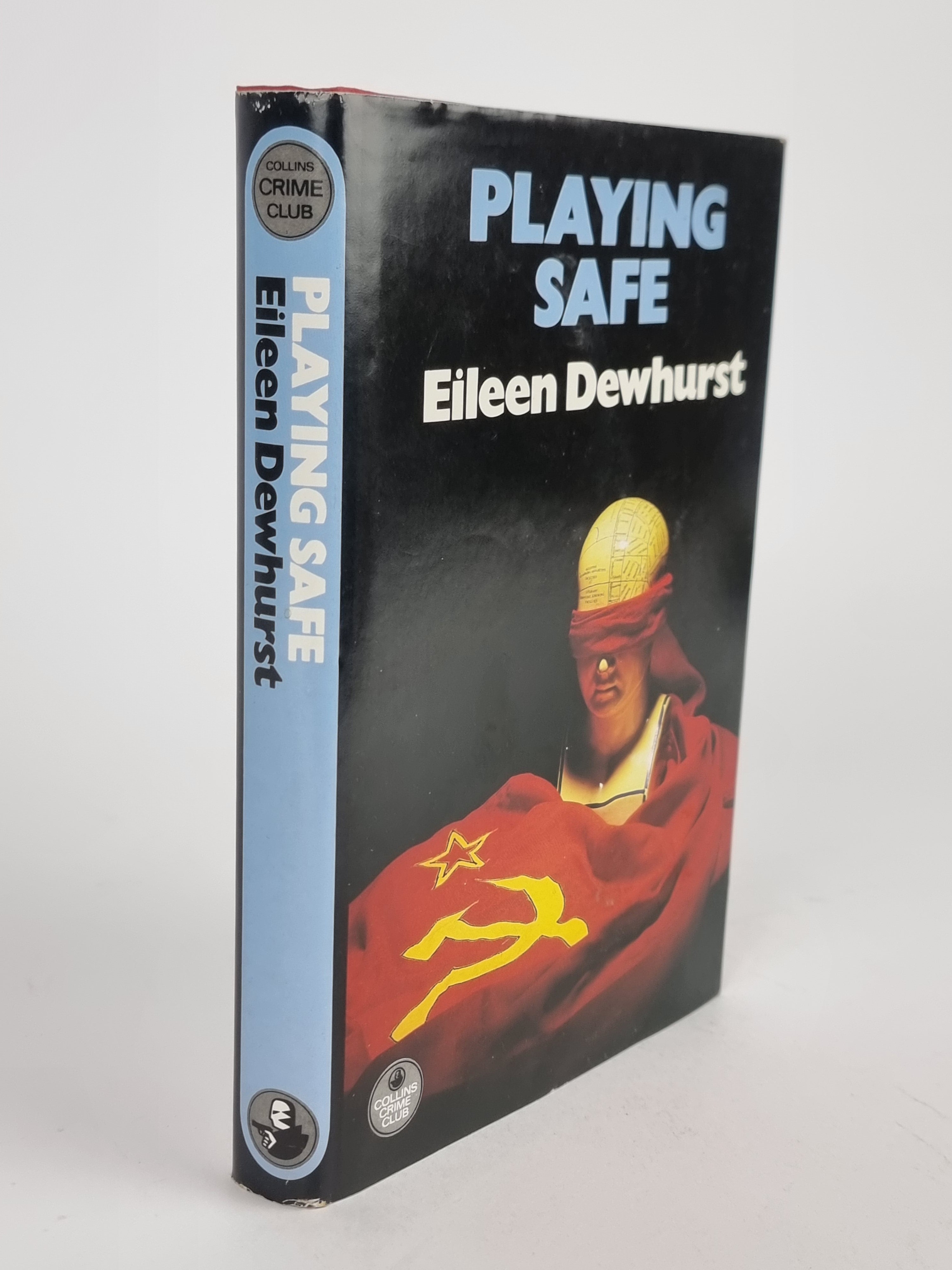 Playing Safe, Eileen Dewhurst — 1st Edition