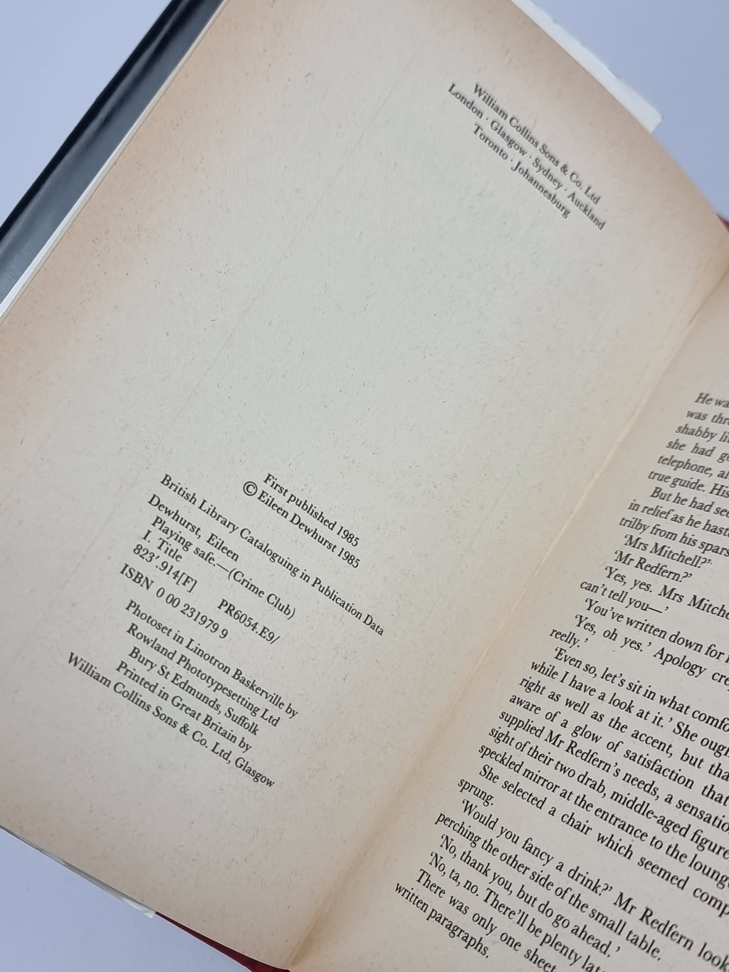 Playing Safe, Eileen Dewhurst — 1st Edition