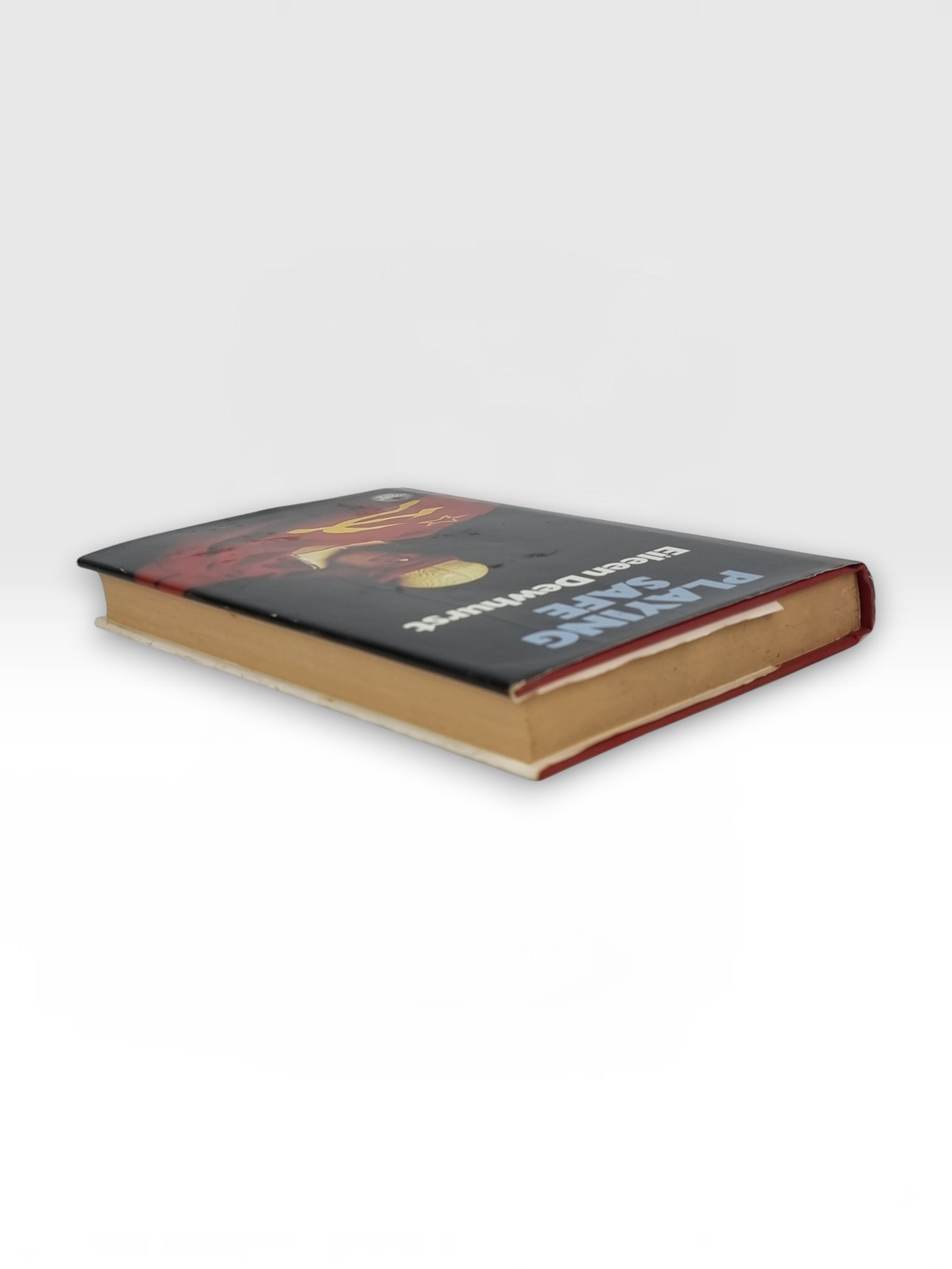 Playing Safe, Eileen Dewhurst — 1st Edition