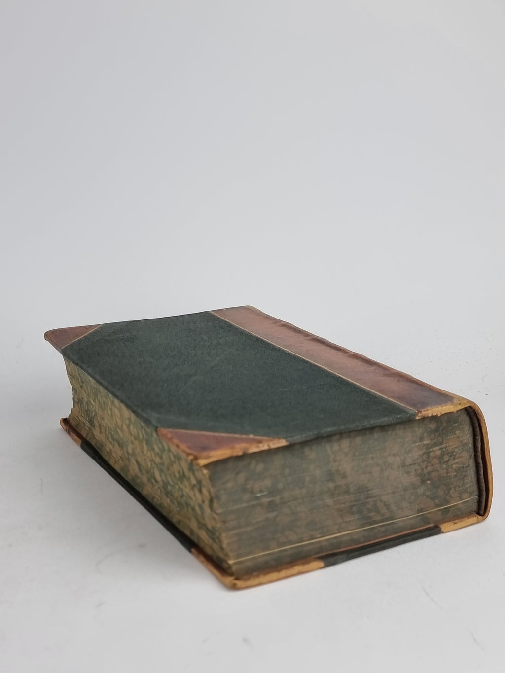 History of the Borough of Preston... Charles Hardwick — 1st Edition