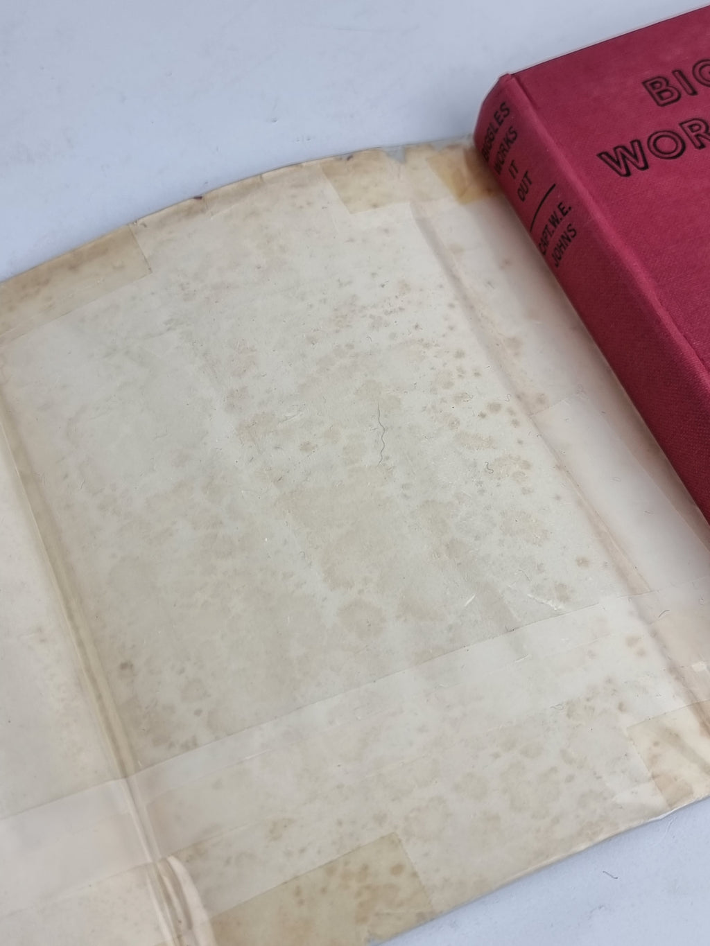 Biggles Works It Out, Captain W.E. Johns — 1st Edition