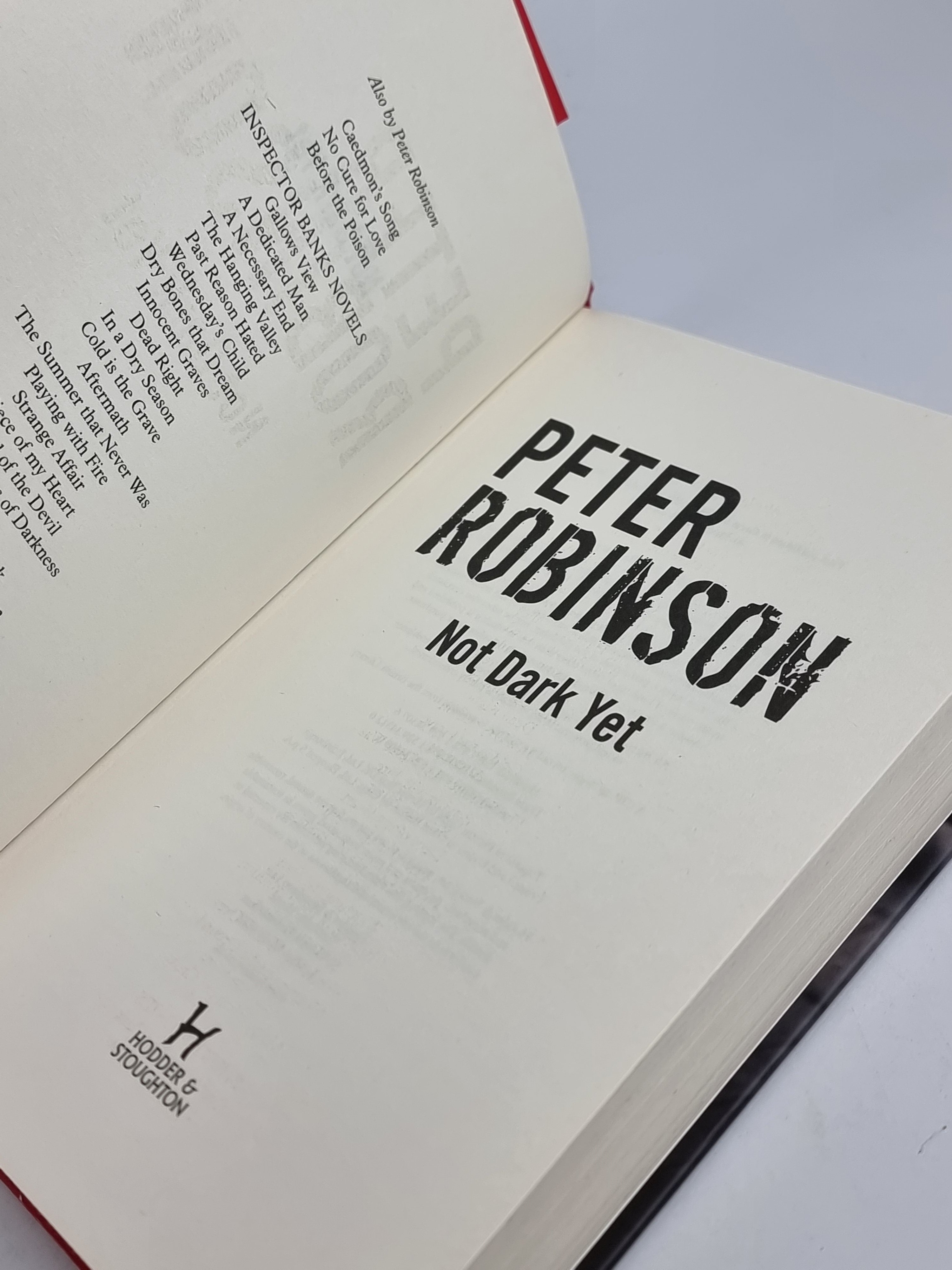 Not dark yet, Peter Robinson 1st Edition
