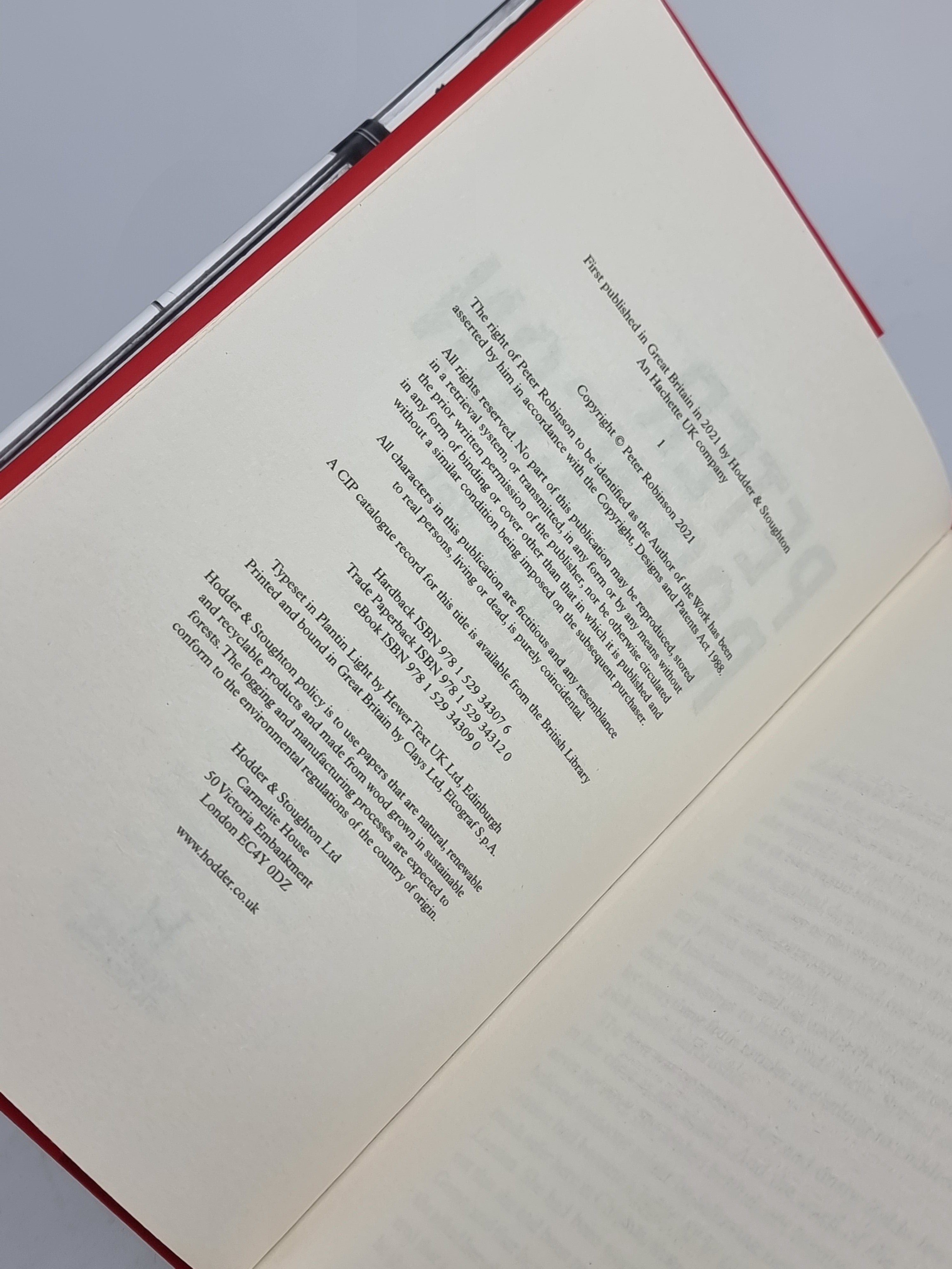 Not dark yet, Peter Robinson 1st Edition