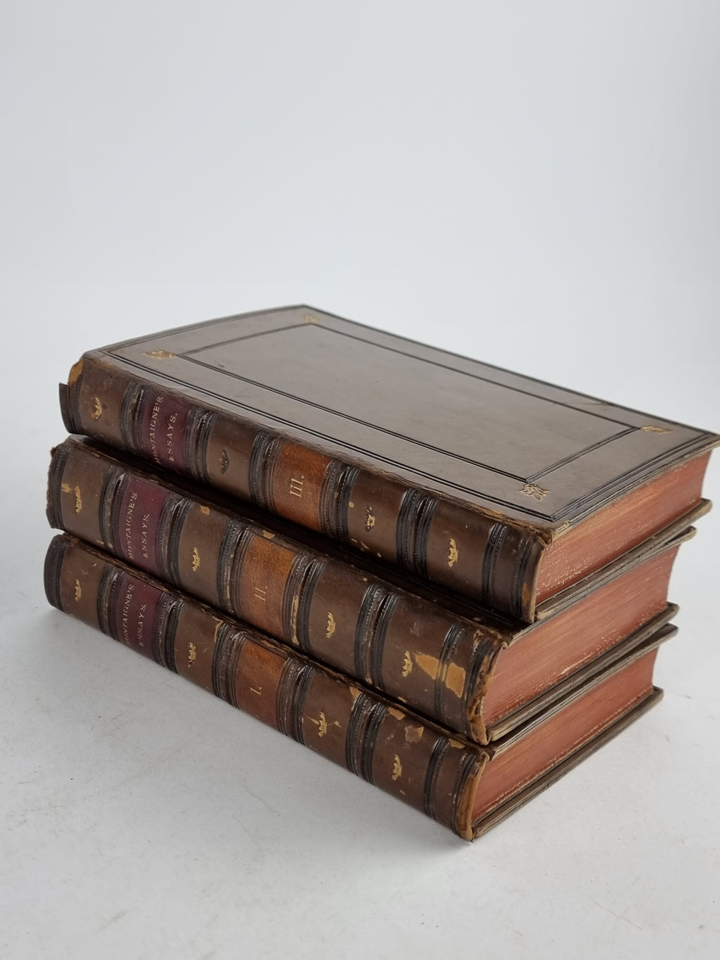 Montaigne's Essays in Three Books. With Notes and Quotations., Michel de Montaigne (Translated by Charles Cotton) — Sixth Edition Corrected and Amended