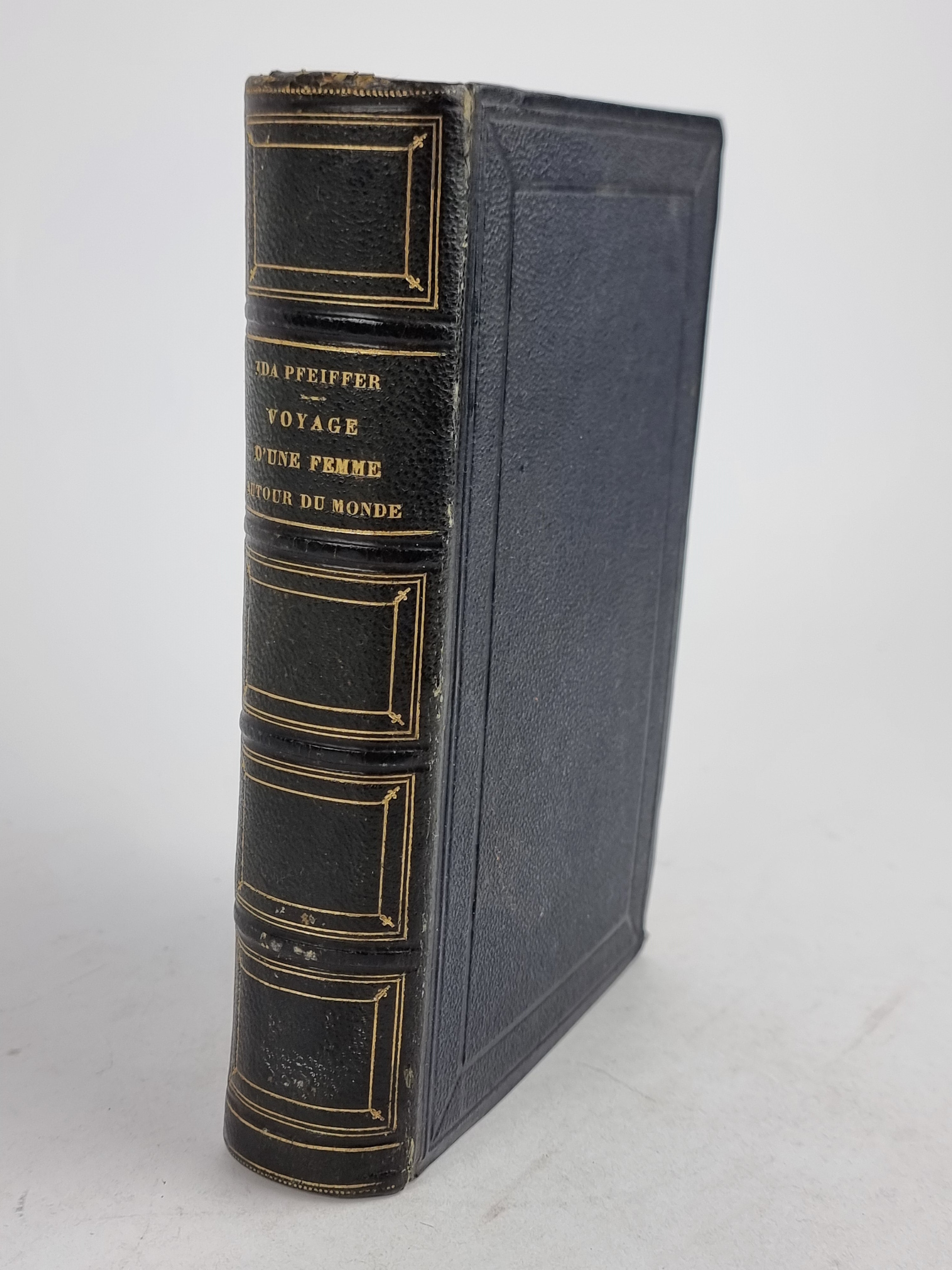 Voyage d'une femme autour du monde, Ida Pfeiffer — 1st French Edition