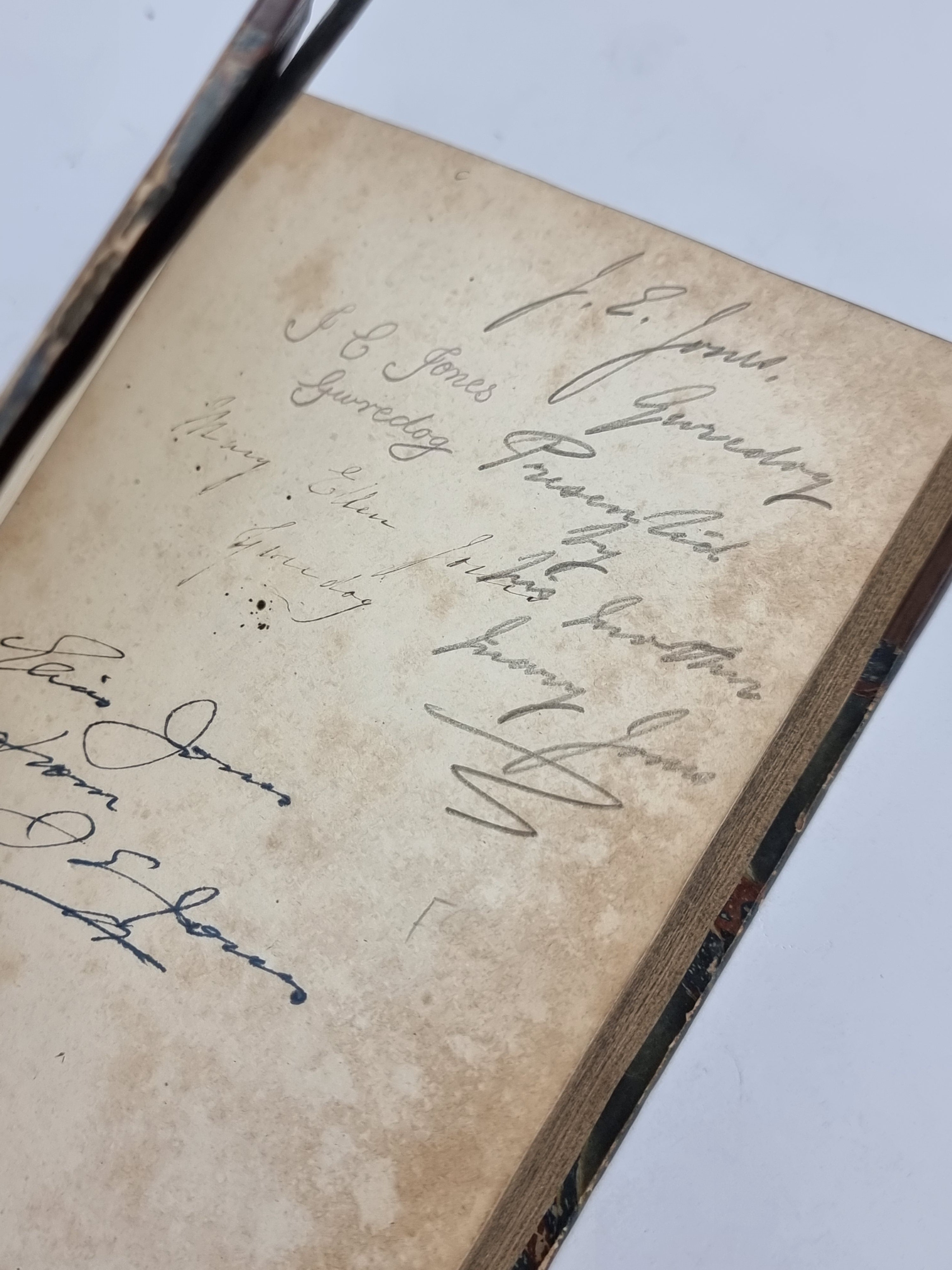 Traethawd ar Ddaearyddiaeth, Thomas Jones — 1st Edition
