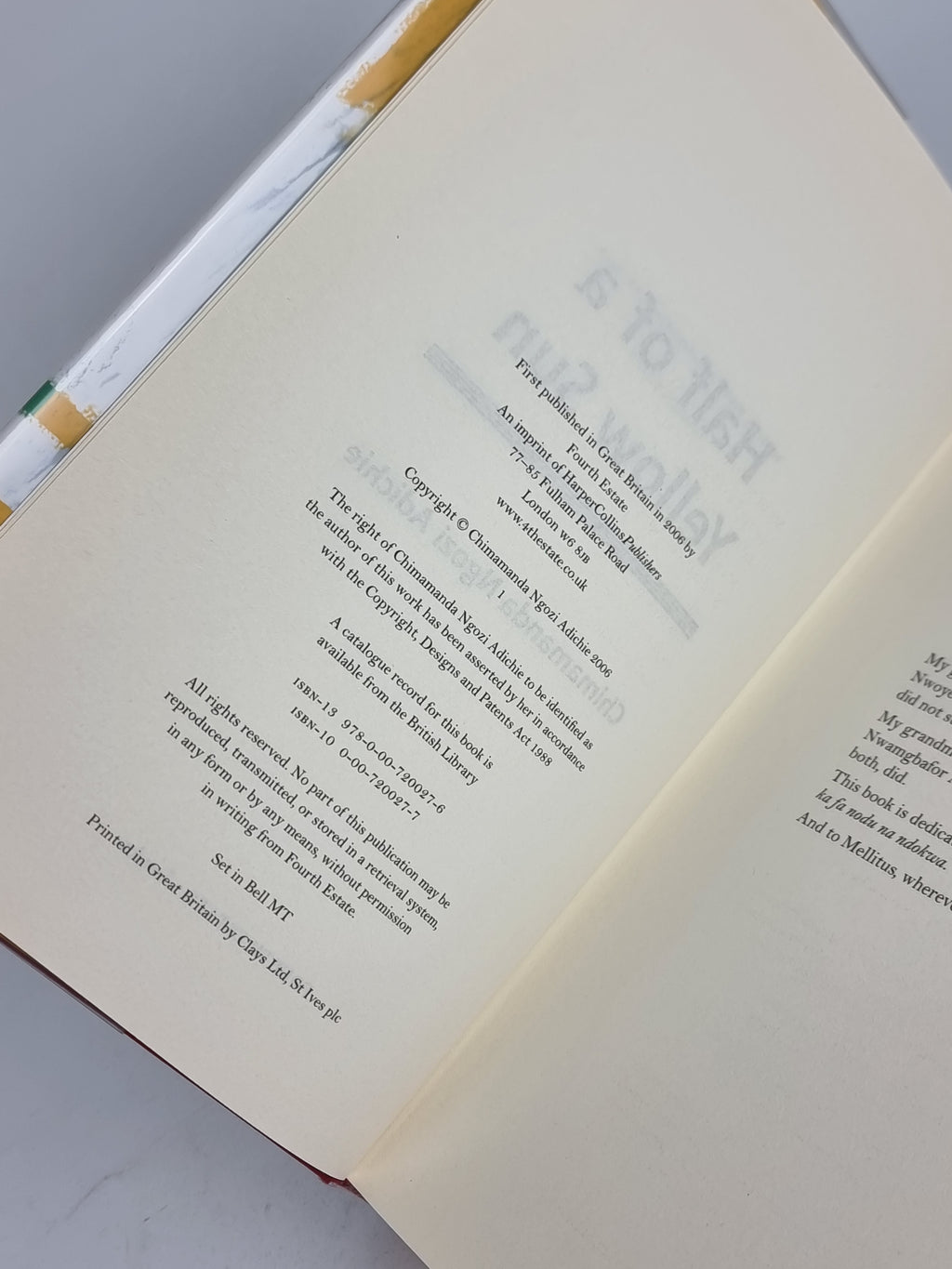 Half of a Yellow Sun, Chimamanda Ngozi Adichie — 1st Edition