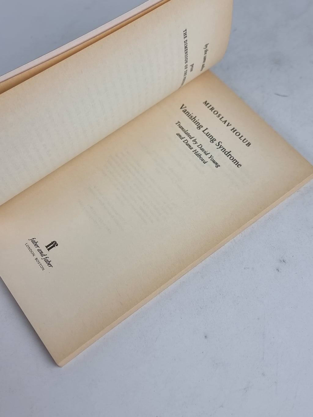 Vanishing Lung Syndrome, Miroslav Holub — 1st Edition