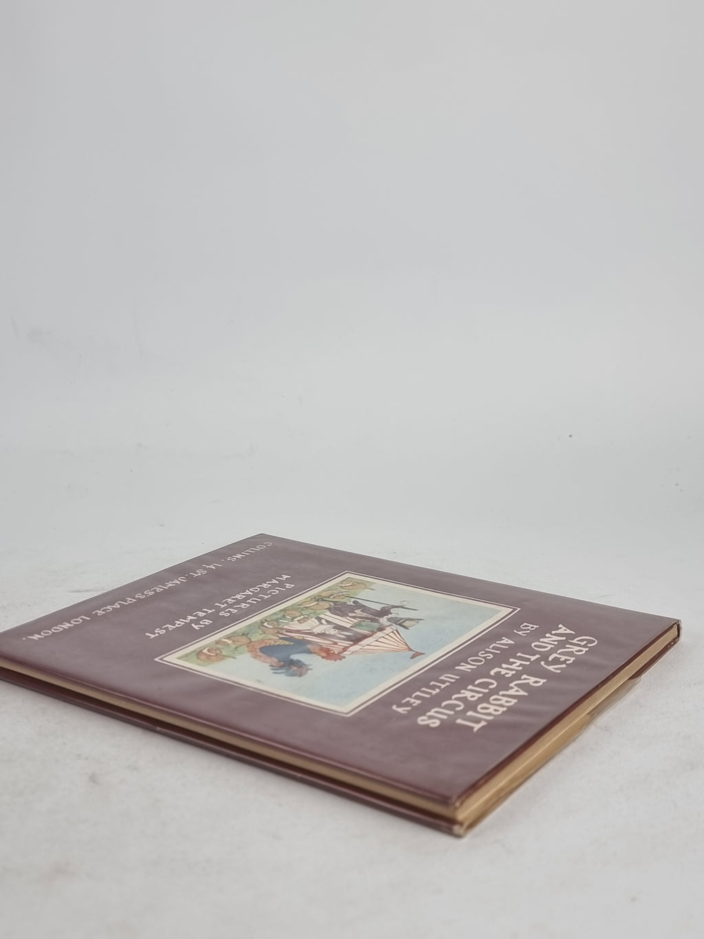 Grey Rabbit and the Circus, Alison Uttley — 1st Edition