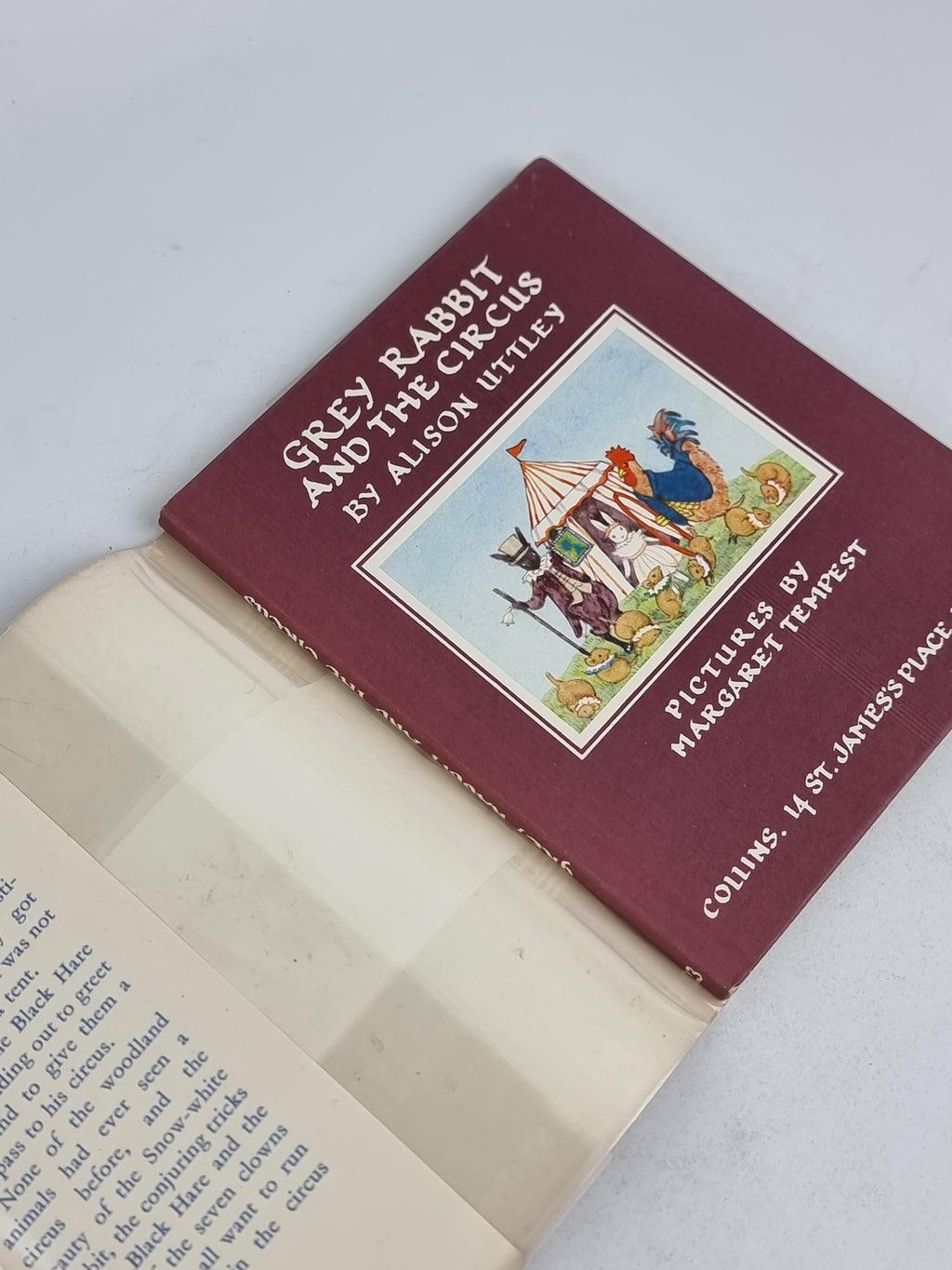 Grey Rabbit and the Circus, Alison Uttley — 1st Edition