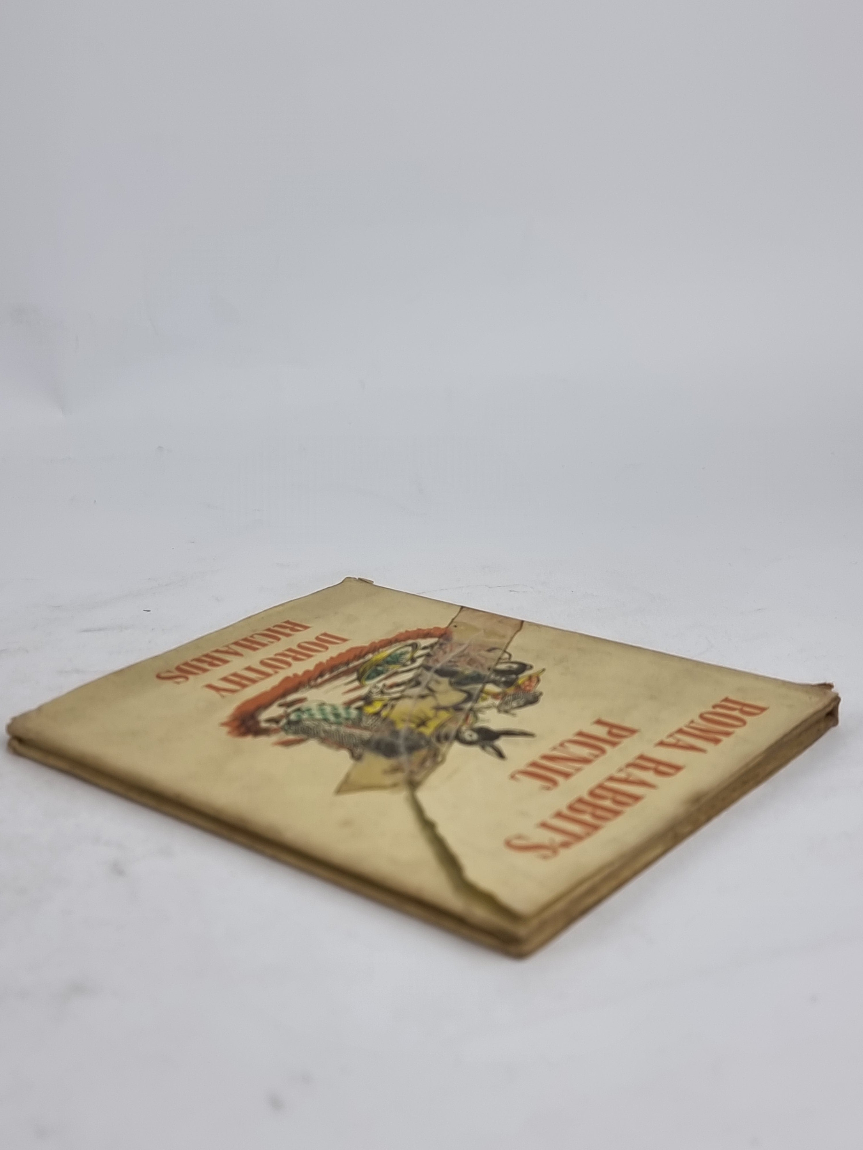 Roma Rabbit's Picnic, Dorothy Richards — 1st Edition