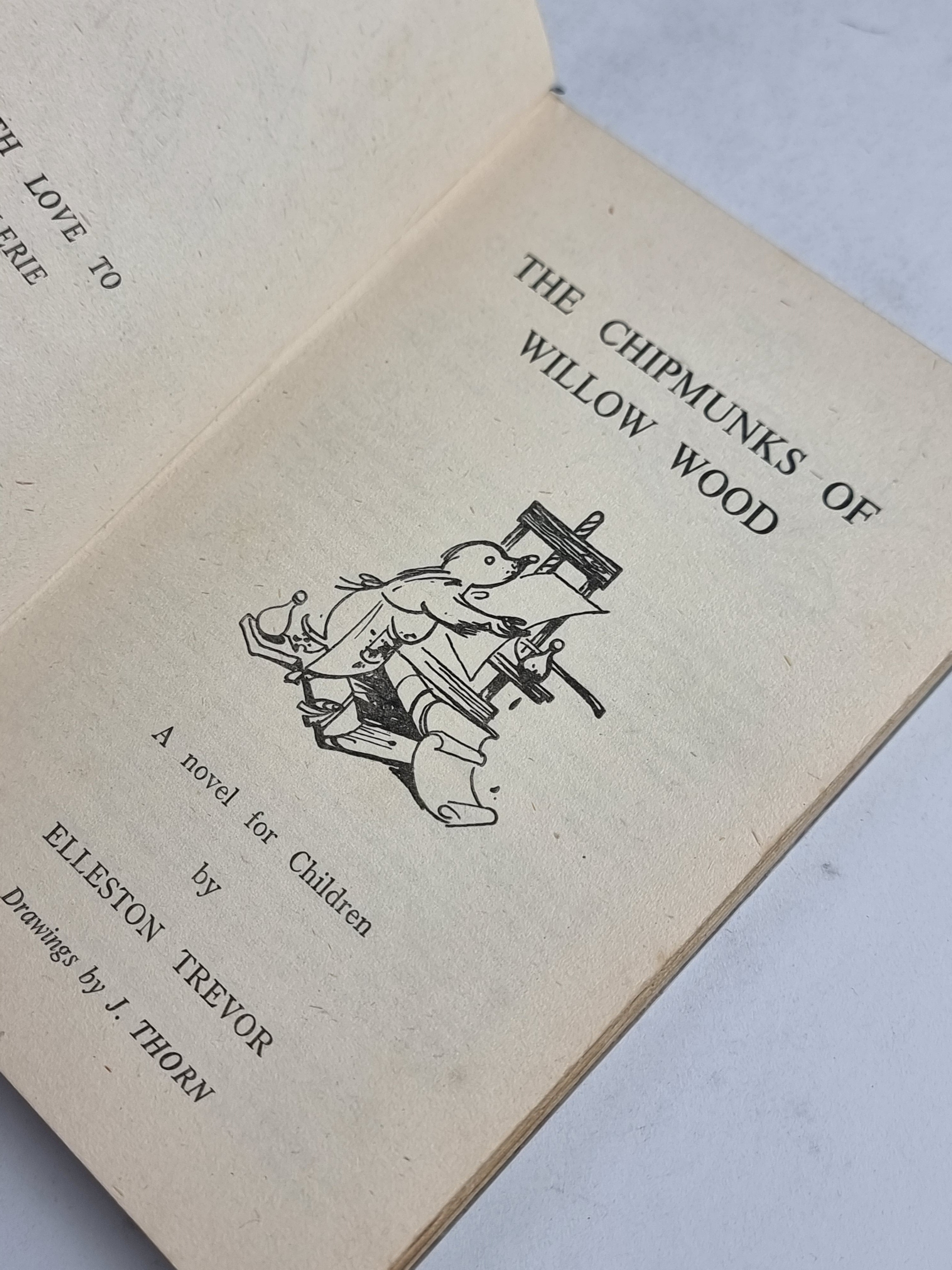 The Chipmunks of Willow Wood, Elleston Trevor — 1st Edition