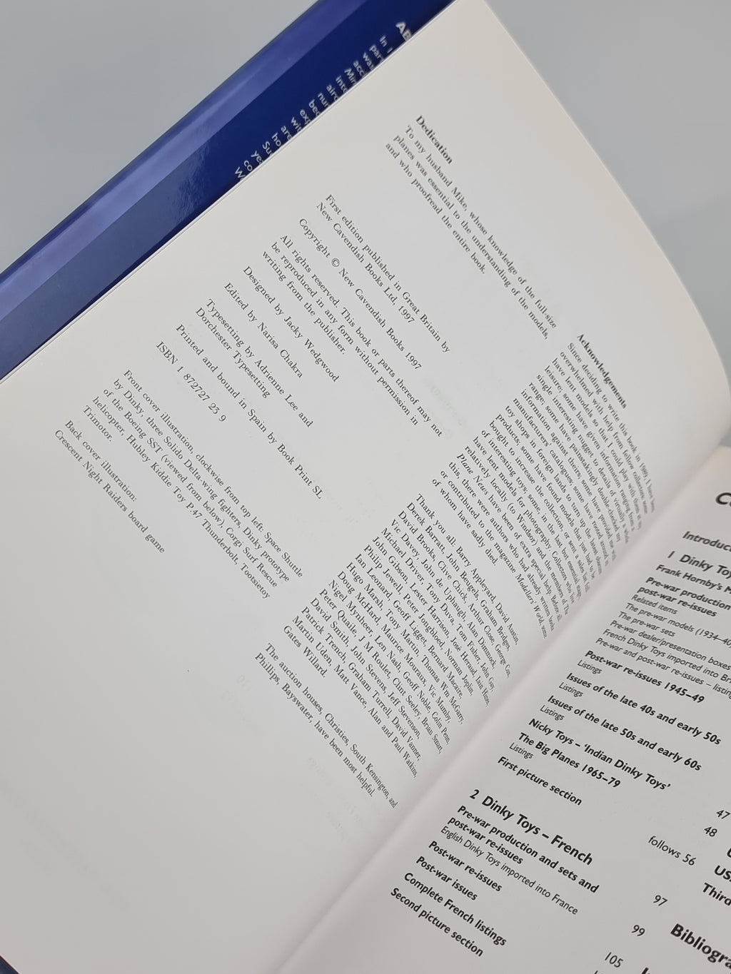 Diecast Toy Aircraft: An International Guide, Sue Richardson — 1st Edition