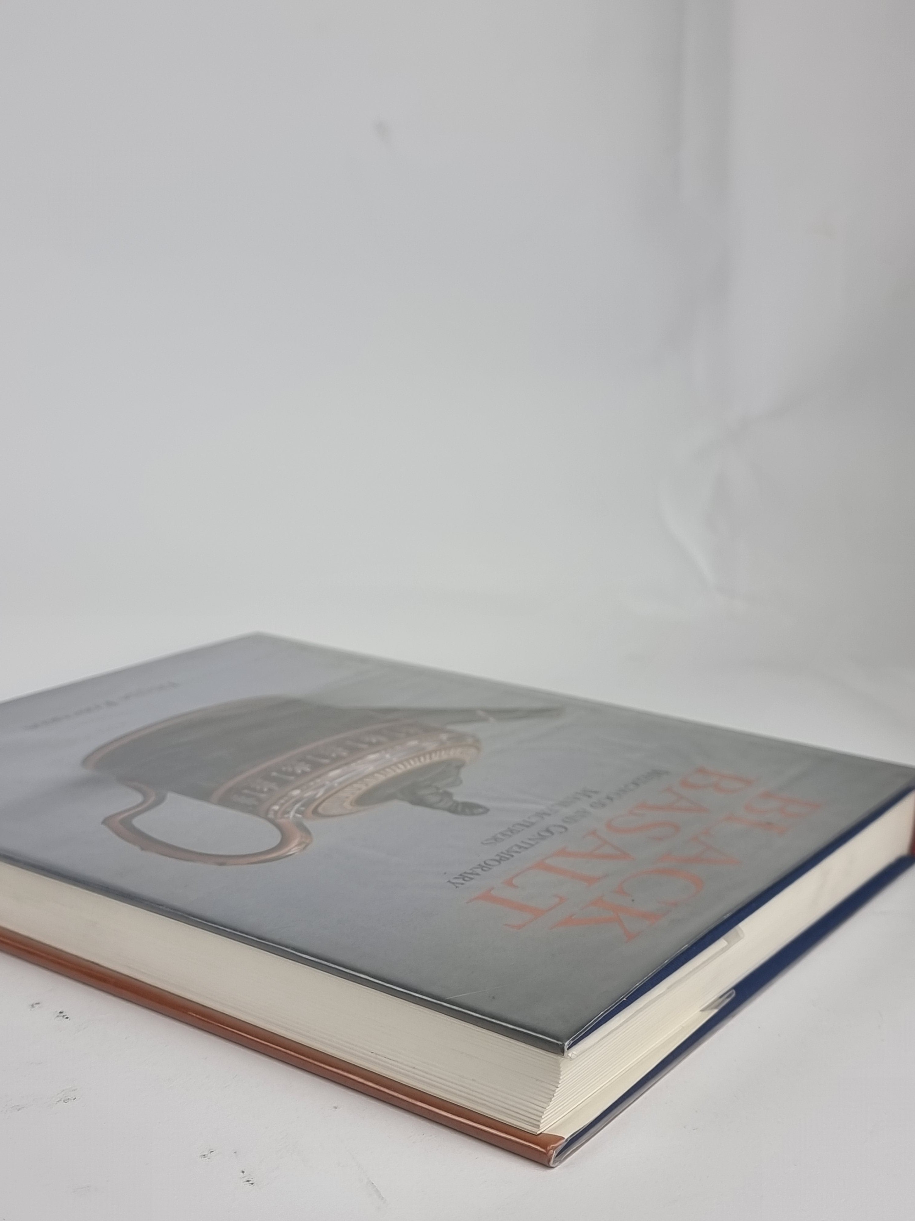 Black Basalt: Wedgwood and Contemporary Manufacturers, Diana Edwards — 1st Ed