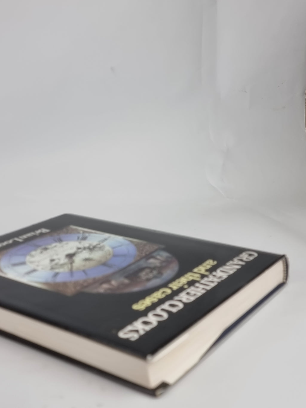 Grandfather Clocks and their Cases, Brian Loomes — 1989 Edition