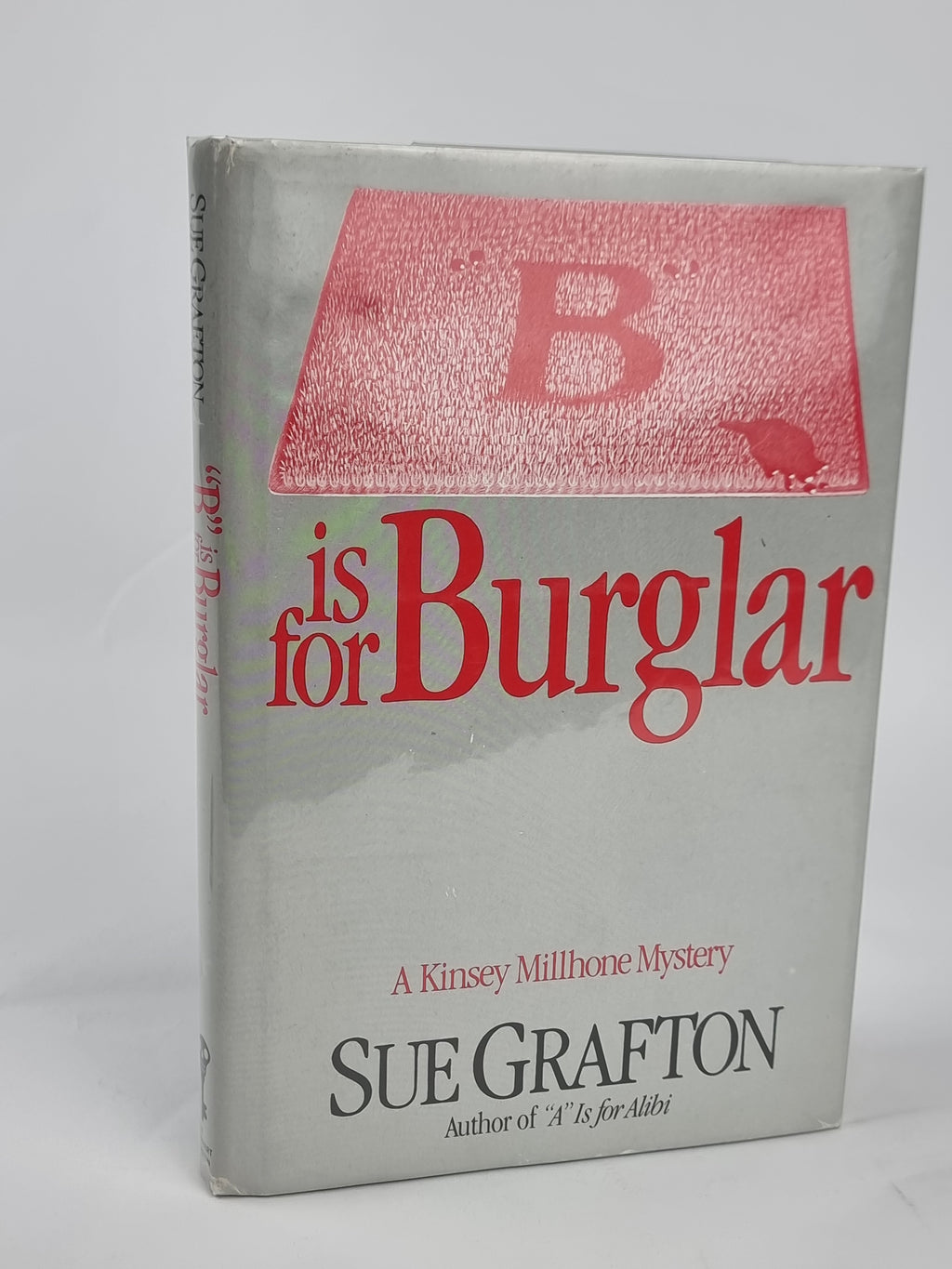 "B" is for Burglar, Sue Grafton — Book Club Edition
