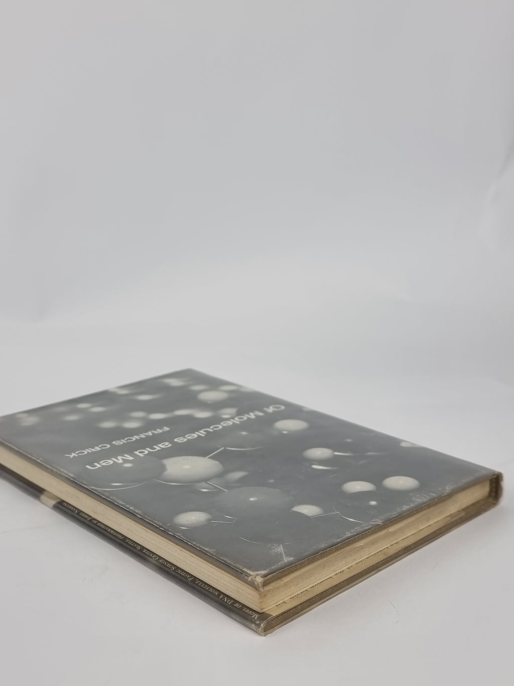 Of Molecules and Men, Francis Crick — 1st Edition