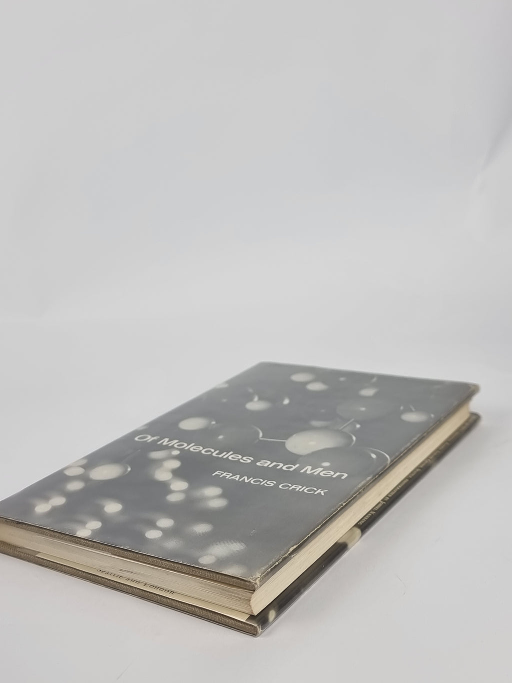 Of Molecules and Men, Francis Crick — 1st Edition