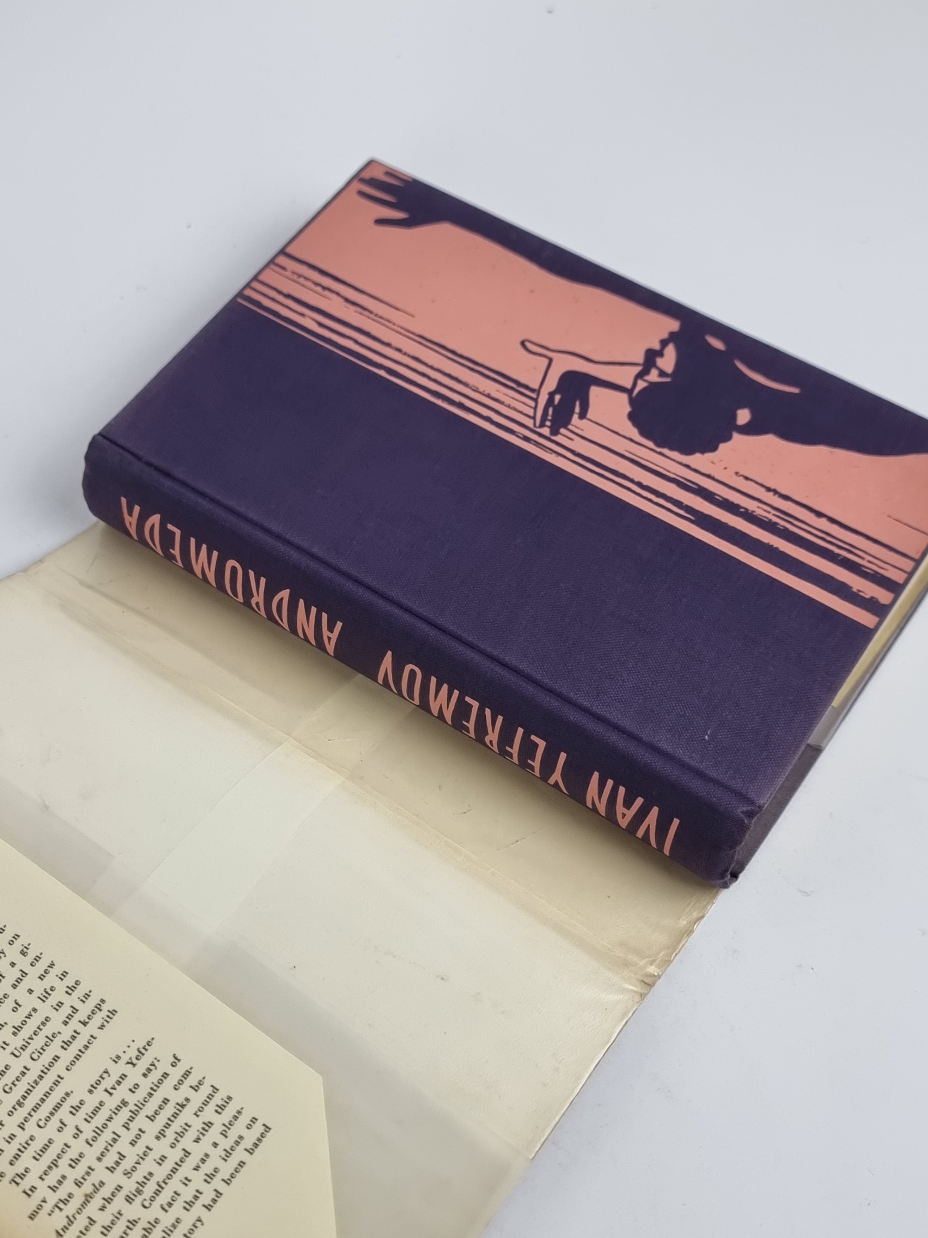 Andromeda: A Space-Age Tale, Ivan Yefremov — 1st English Language Edition