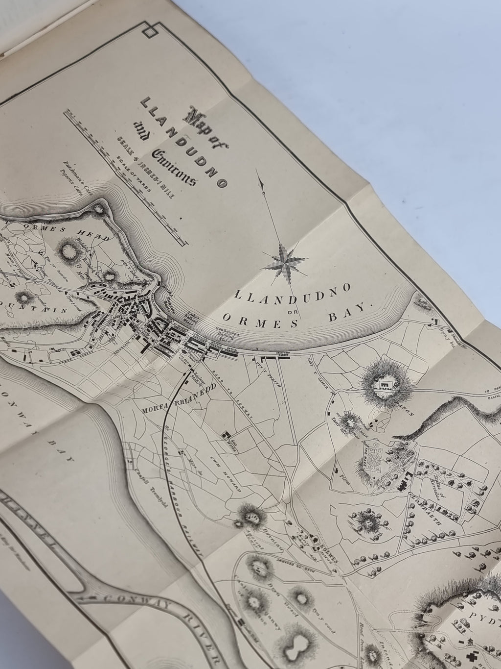 Williams's Complete Guide to Llandudno, Thomas Williams — Tenth Thousand