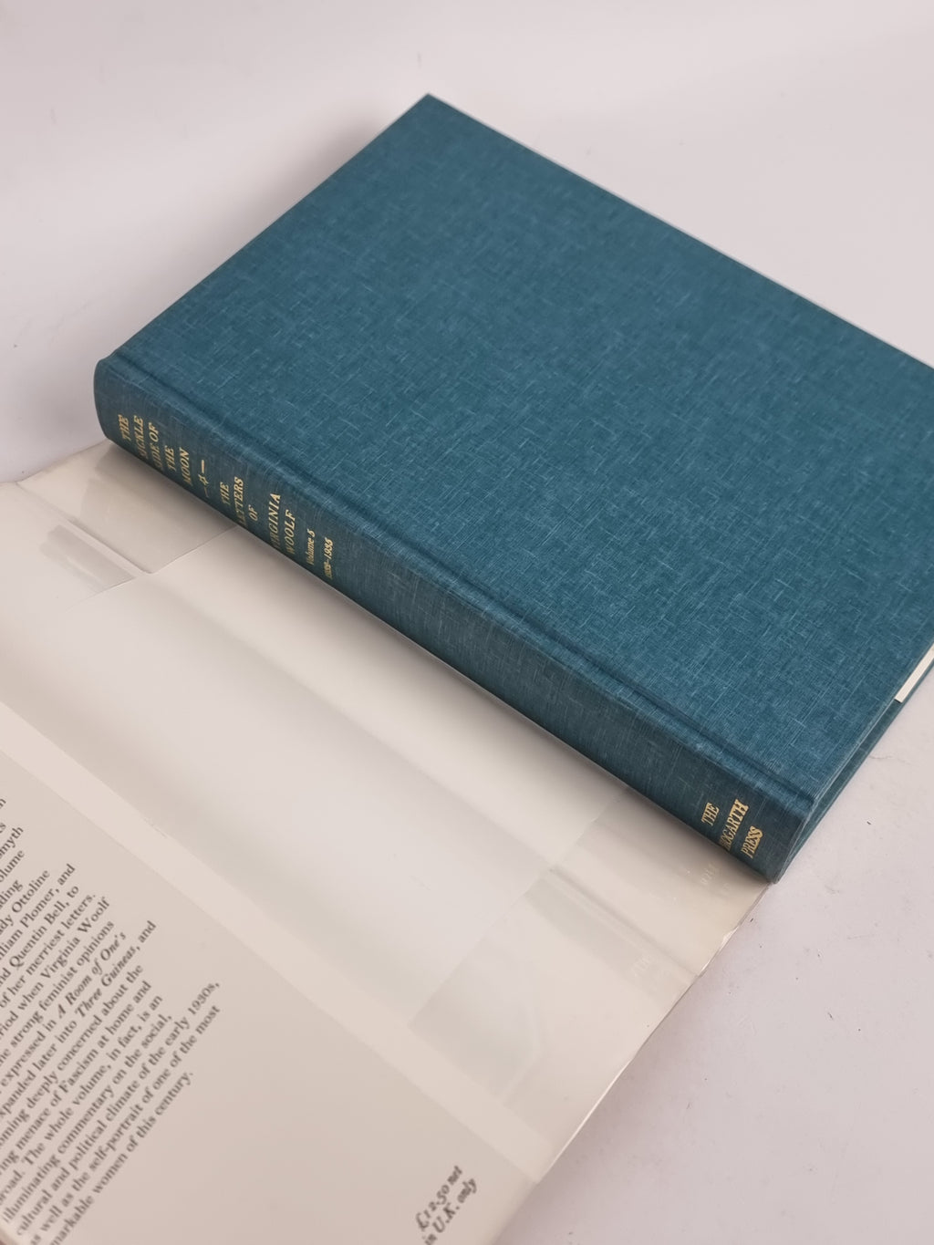 The Sickle Side of the Moon: The Letters of Virginia Woolf, Volume V: 1932–1935