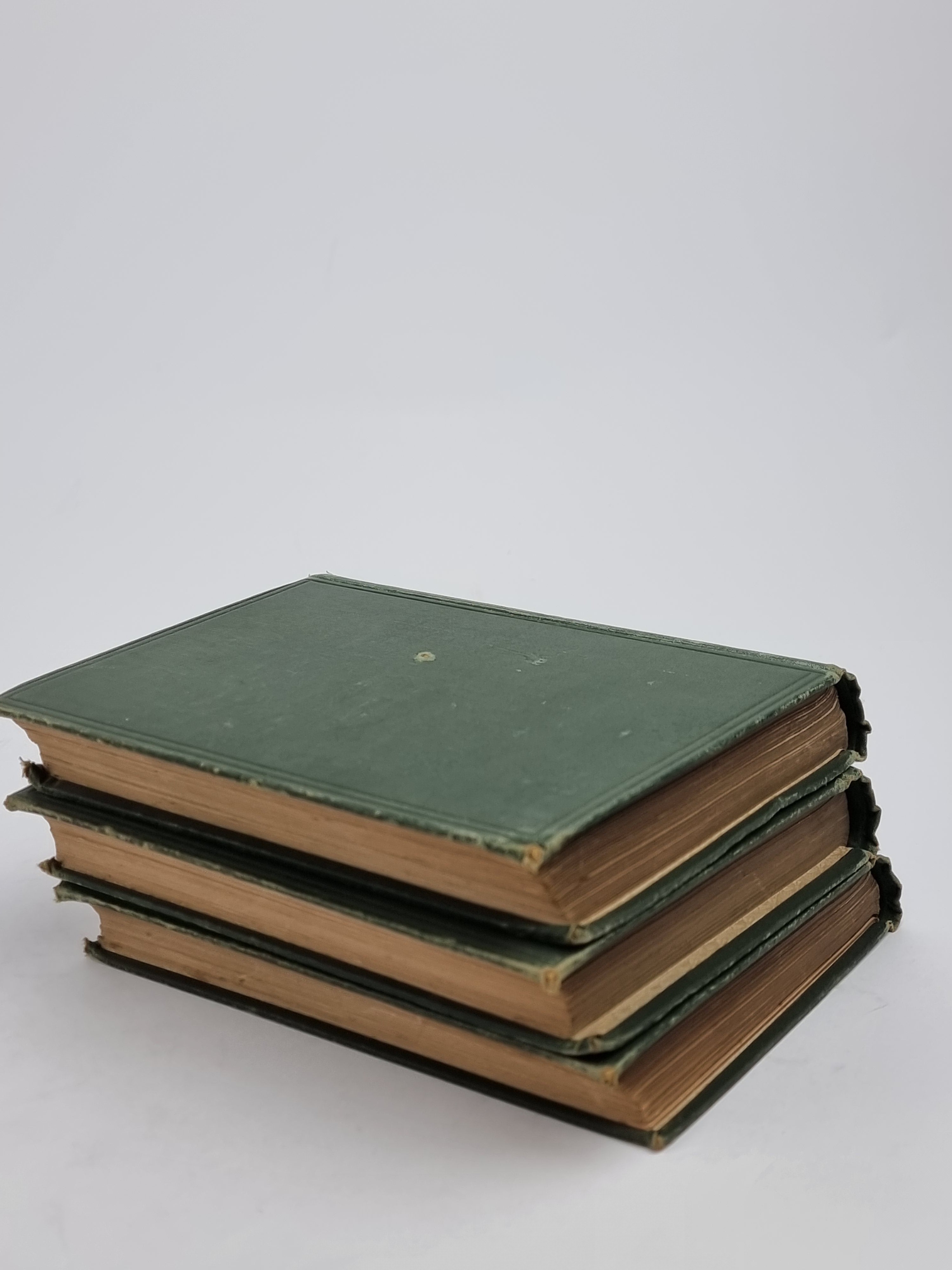 The Heiress of Haredale, Lady Virginia Sandars — 1st Edition