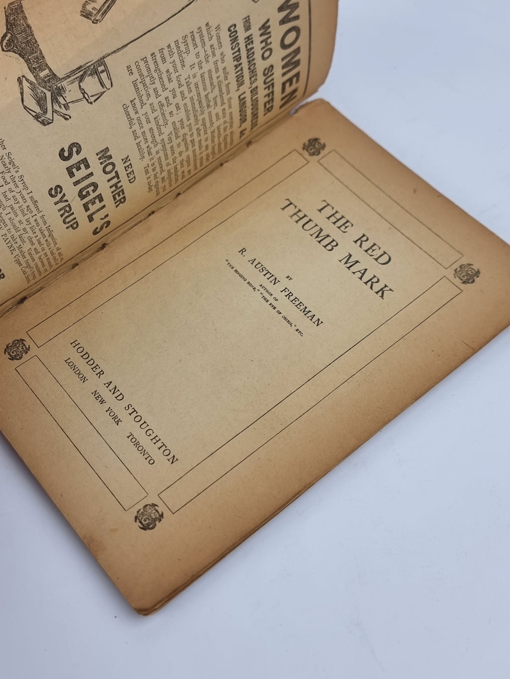 The Red Thumb Mark, R. Austin Freeman — 1st UK Paperback Edition