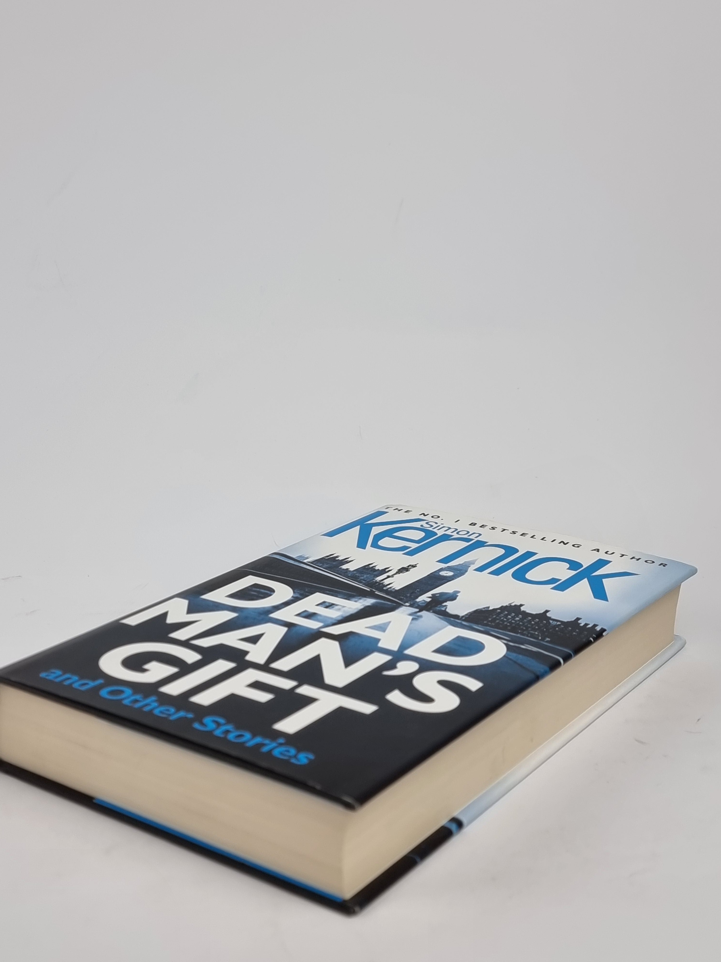 Dead Man's Gift and Other Stories, Simon Kernick — 1st Edition