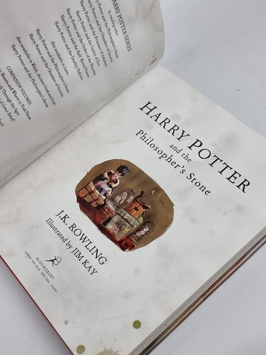 Harry Potter and the Philosopher's Stone, J.K. Rowling — 1st Illustrated Ed