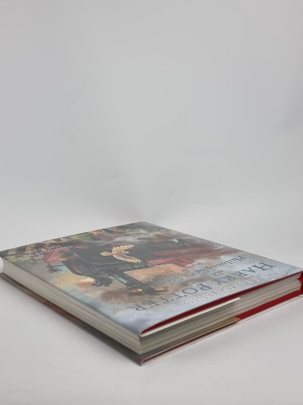 Harry Potter and the Philosopher's Stone, J.K. Rowling — 1st Illustrated Ed