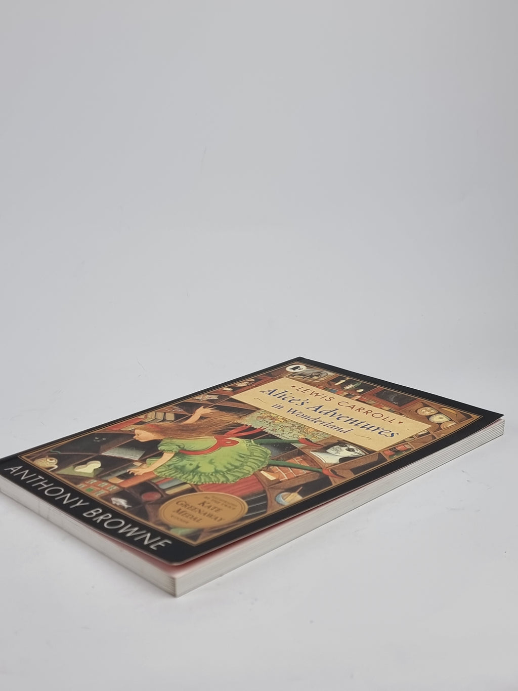 Alice's Adventures in Wonderland, Lewis Carroll — 2016 Walker Books Ed