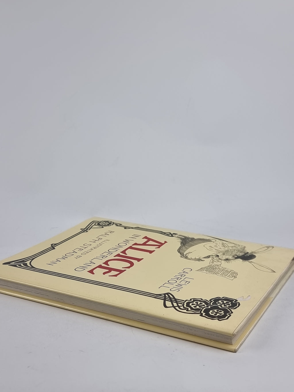 Alice in Wonderland, Lewis Carroll — 1st Firefly Books Edition