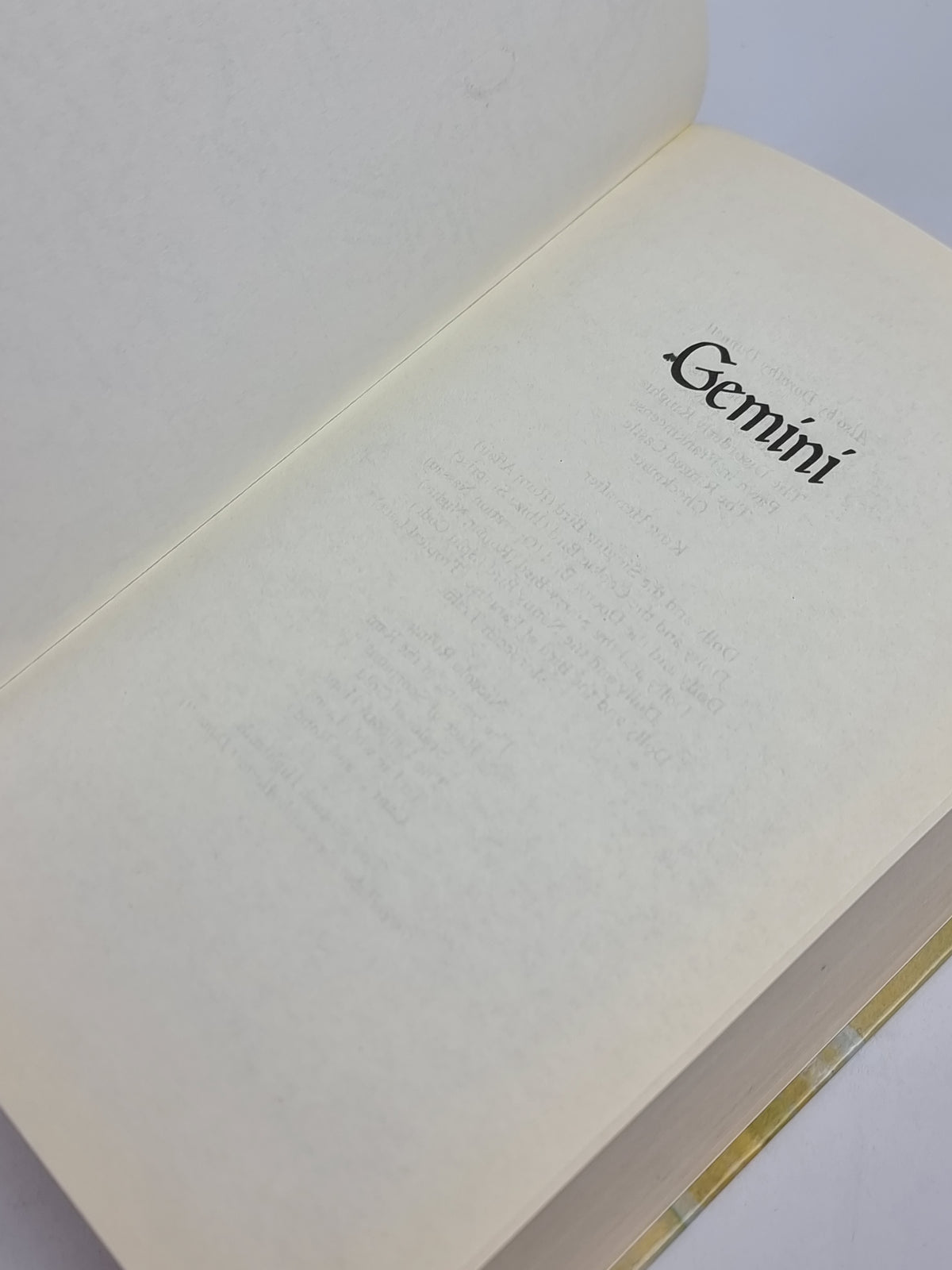Gemini, Dorothy Dunnett — 1st Edition