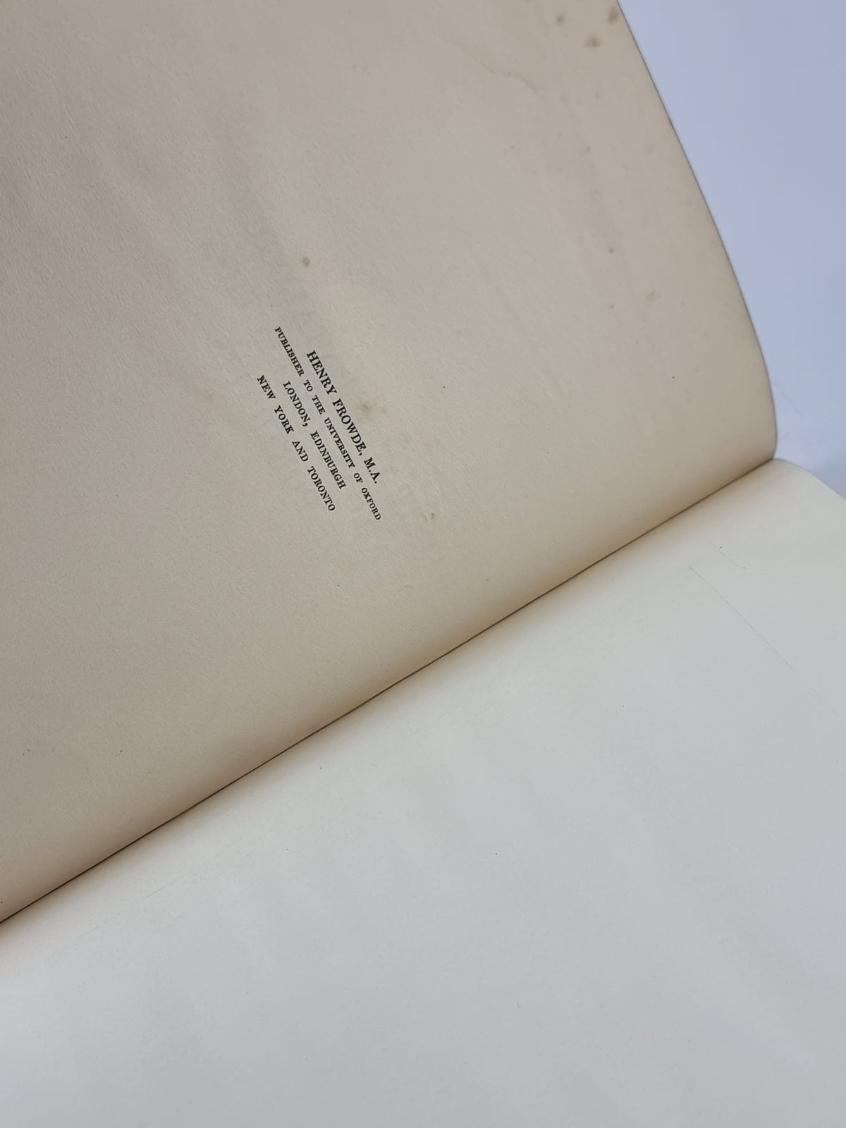 Illustrated Catalogue of a Loan Collection of Portraits of English Historical Personages