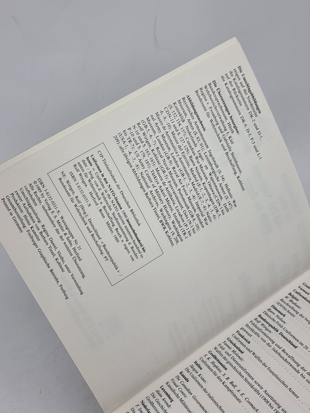 Uniforms in the NATO-Nations 1900 to date, Rolf Wirtgen (ed.) — 1st Edition