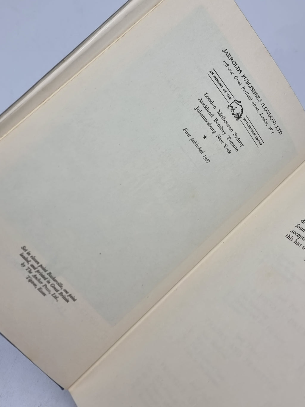 Leader of the Few, Basil Collier — 1st Edition