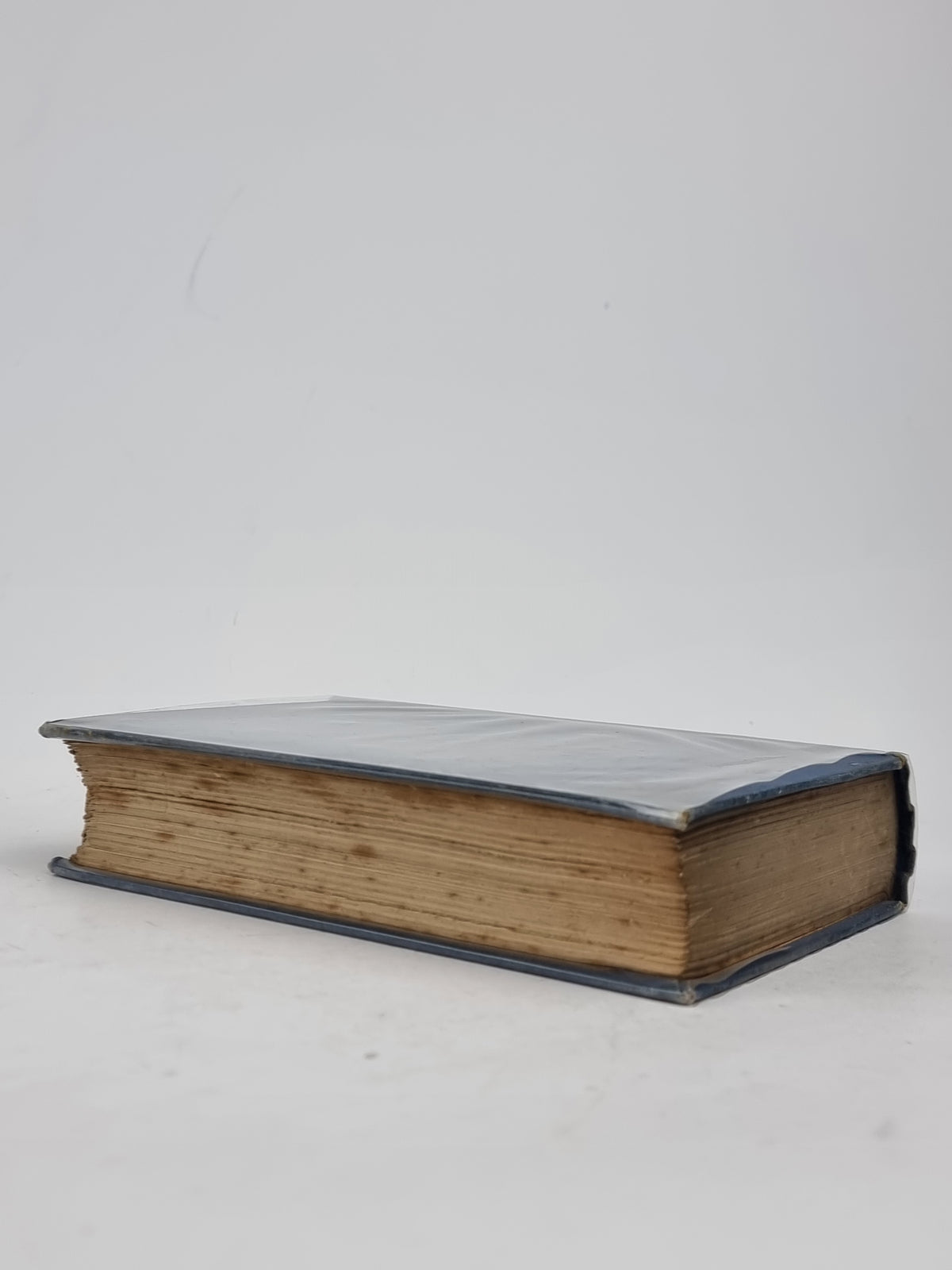 I'd Crowns Resign, J. Maclaren Cobban — 1st Edition