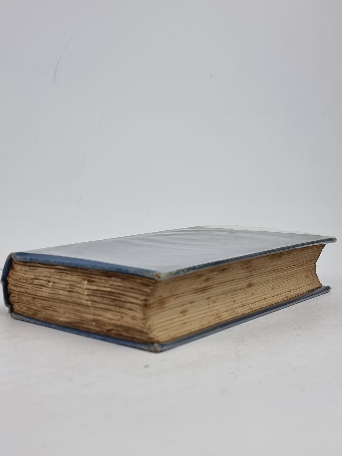 I'd Crowns Resign, J. Maclaren Cobban — 1st Edition