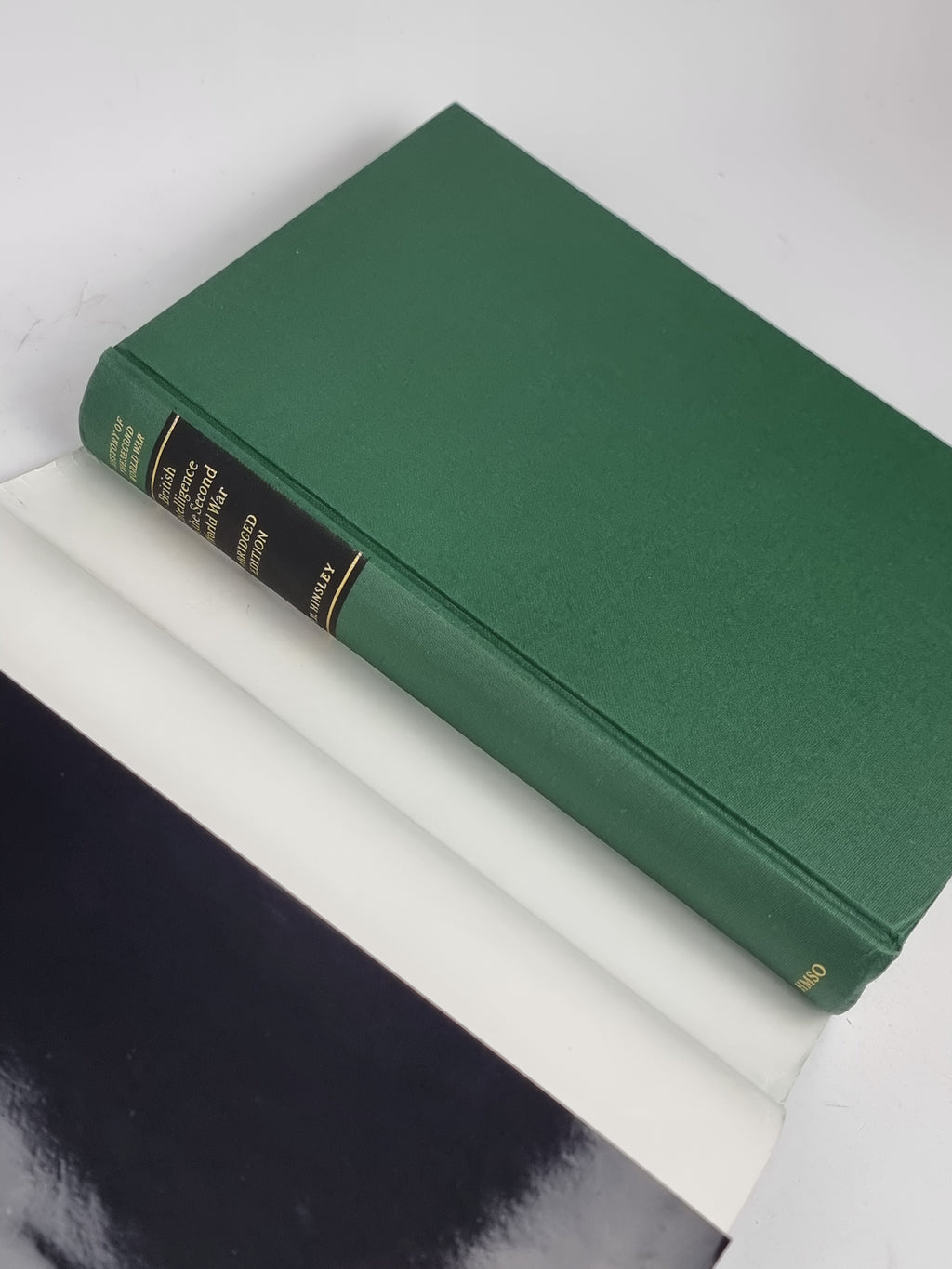 British Intelligence in the Second World War (Abridged Edition), F. H. Hinsley