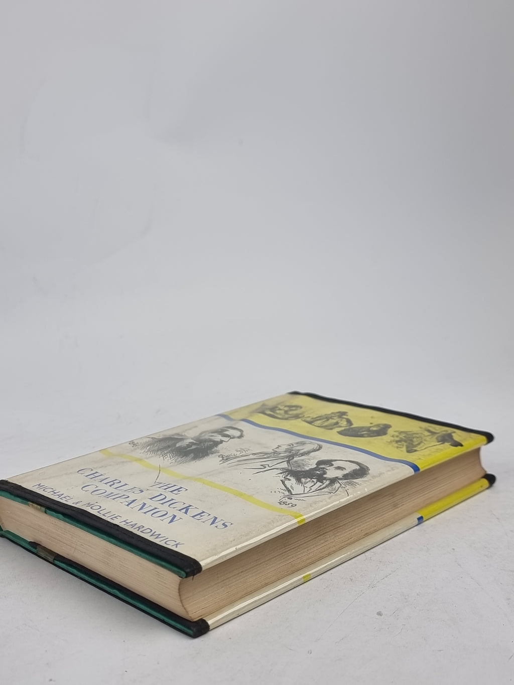 The Charles Dickens Companion, Michael & Mollie Hardwick — 1st Edition