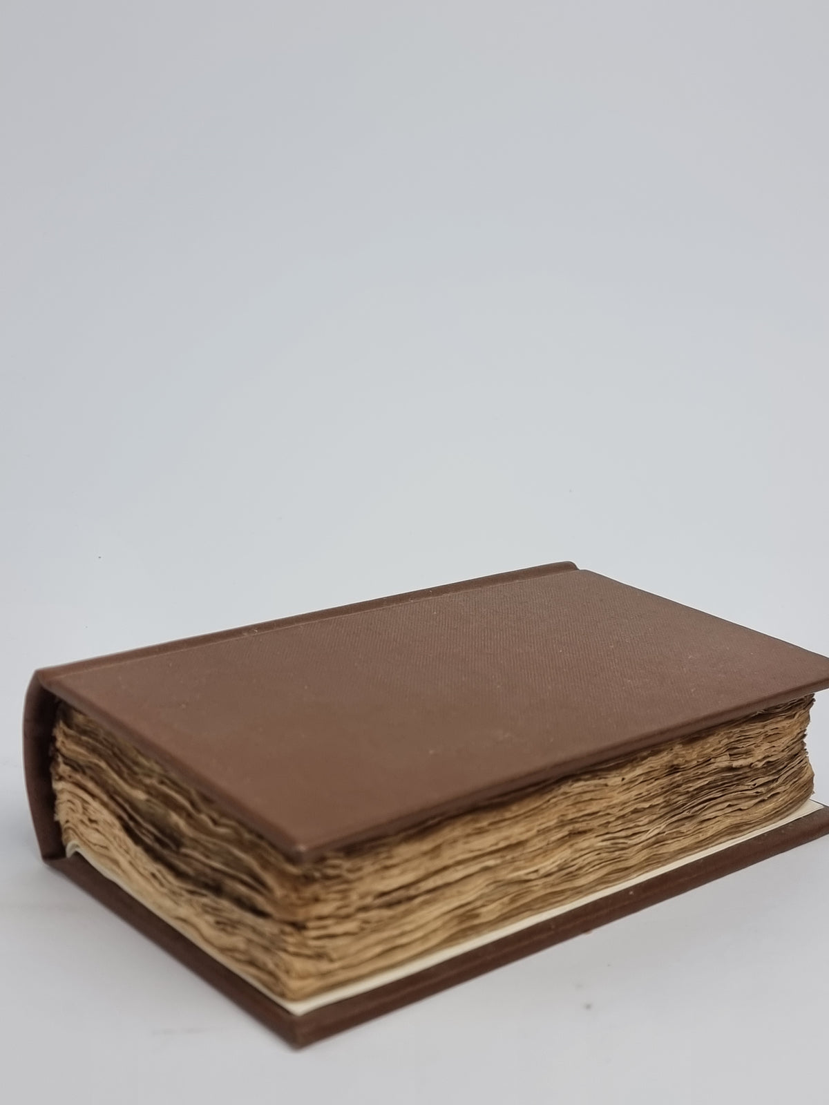 The Baronetage of England, John Debrett — 1st Edition