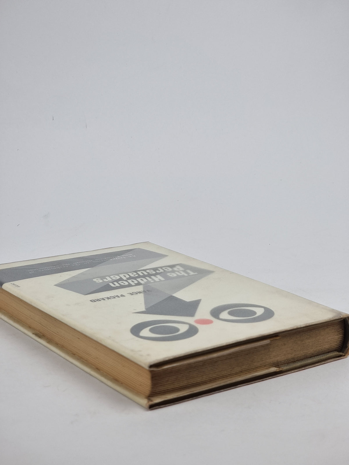 The Hidden Persuaders, Vance Packard — 1st Edition