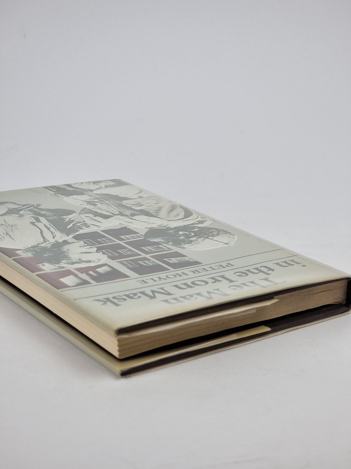 The Man in the Iron Mask, Peter Hoyle — 1st Edition
