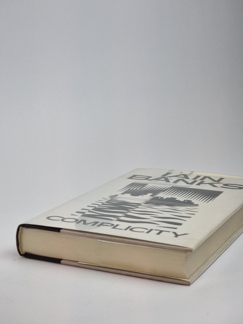 Complicity, Iain Banks — 1st Edition