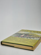 Portraits of Islands, Eileen Molony (Ed.) — 1st Edition