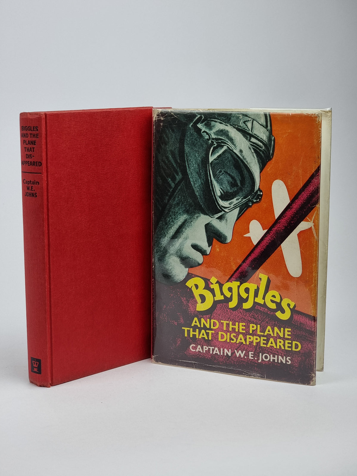 Biggles and the Plane That Disappeared, Captain W. E. Johns — 1st Edition